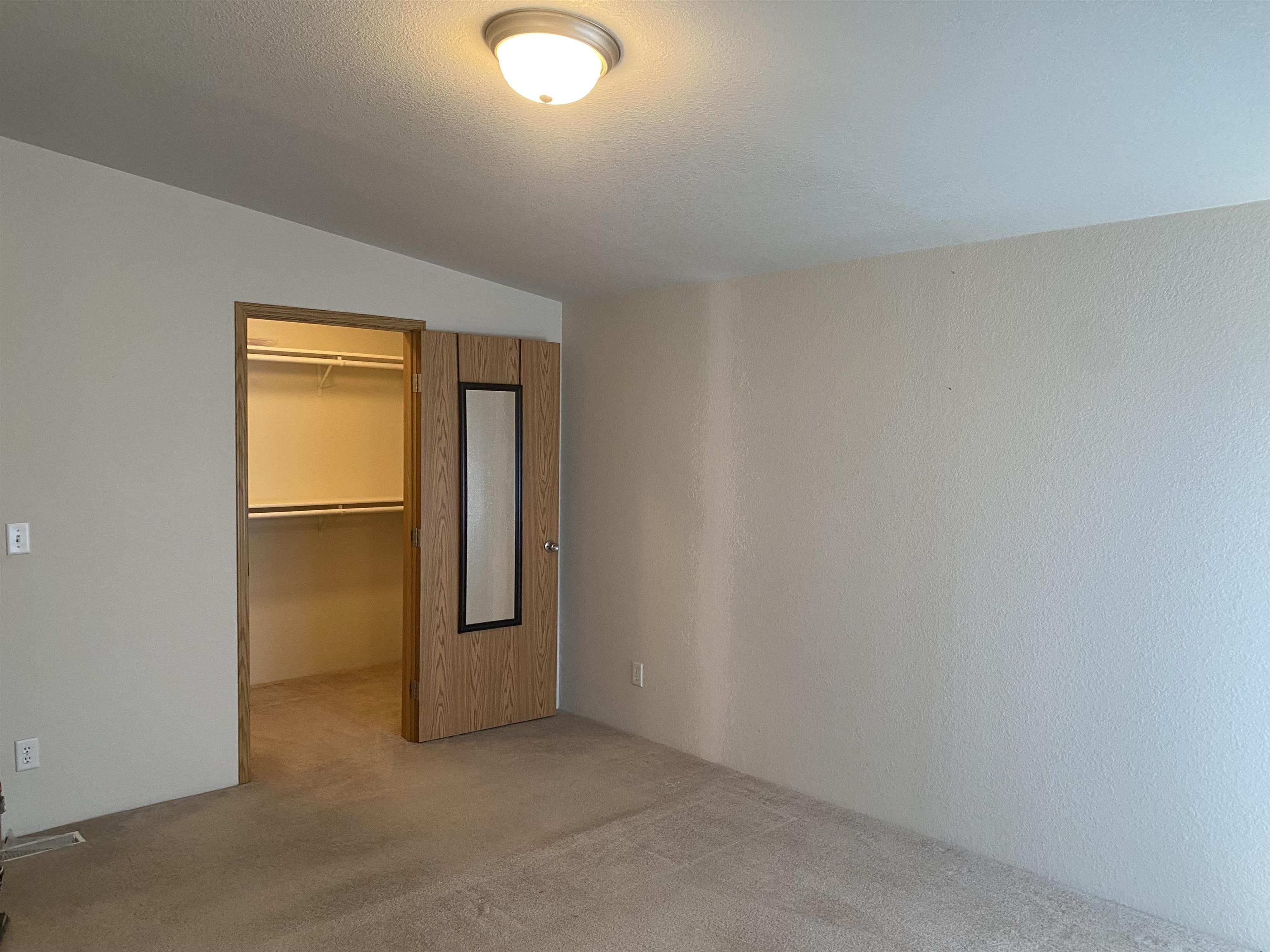 601 Lincoln Rd - Photo 17