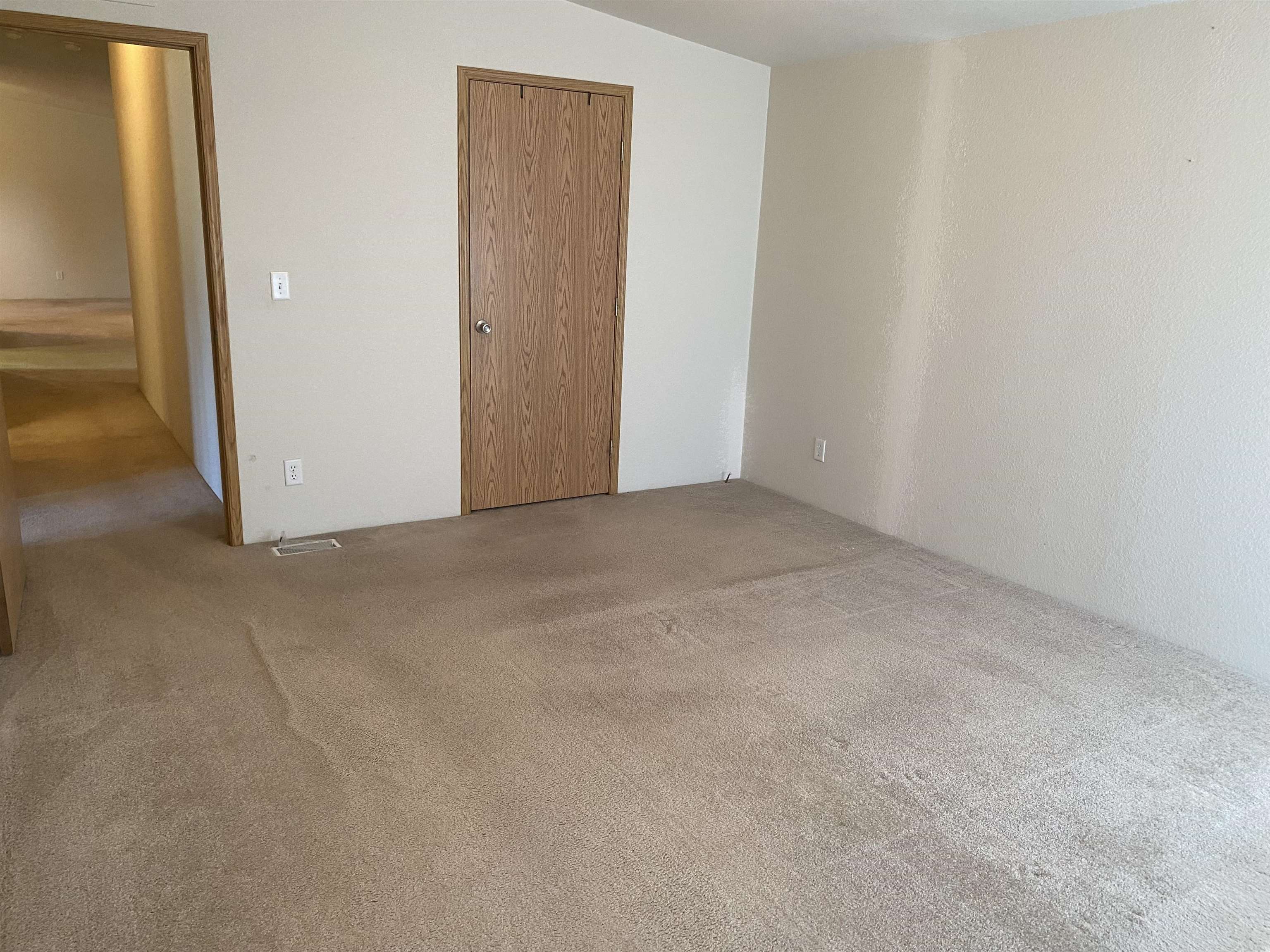 601 Lincoln Rd - Photo 19