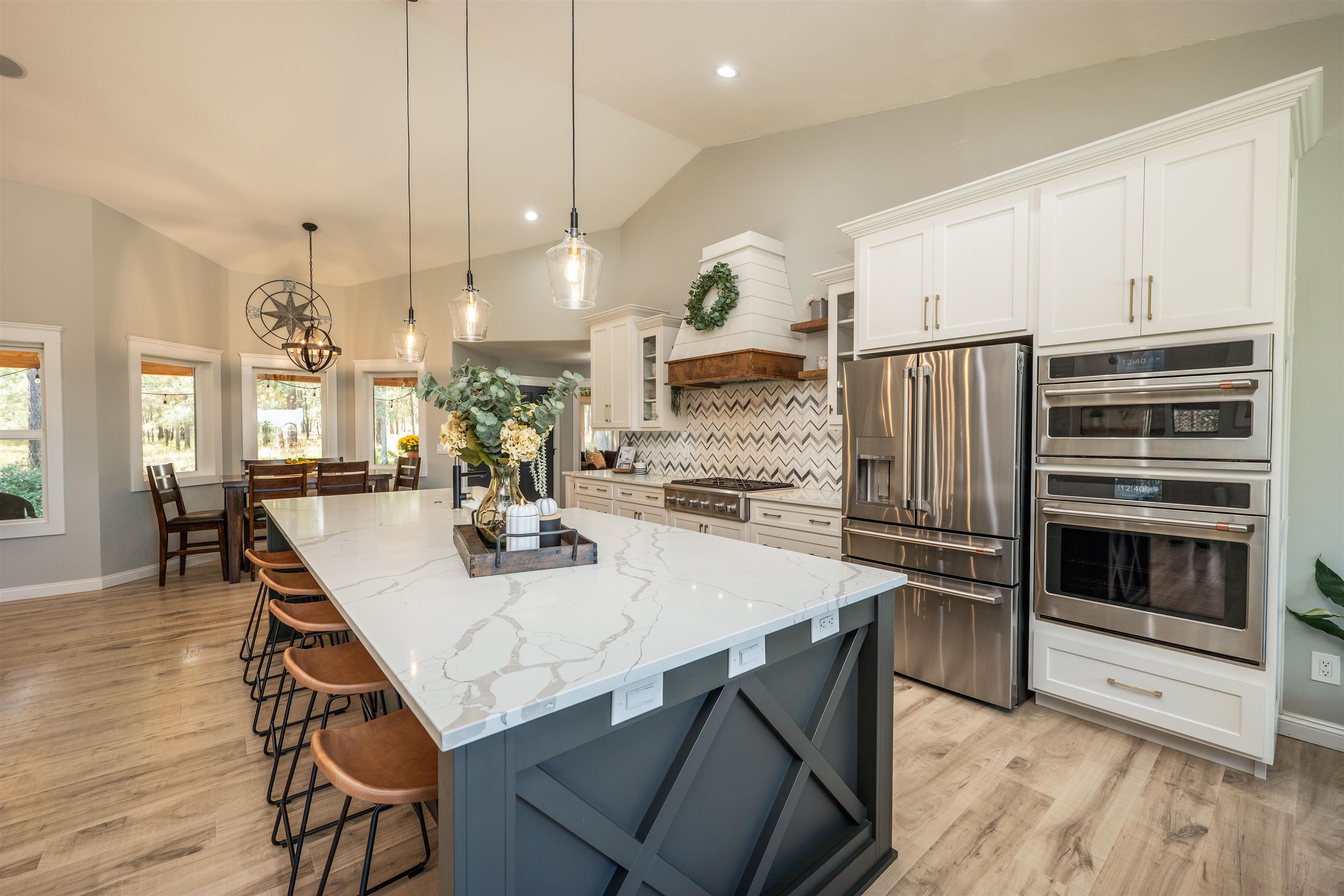 21411 N Spotted Rd - Photo 11