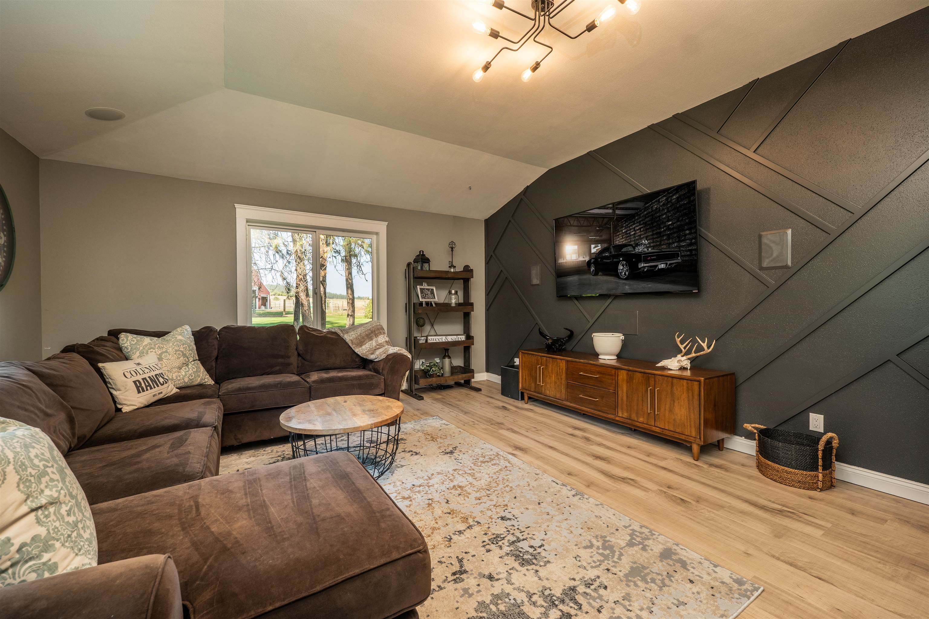 21411 N Spotted Rd - Photo 18