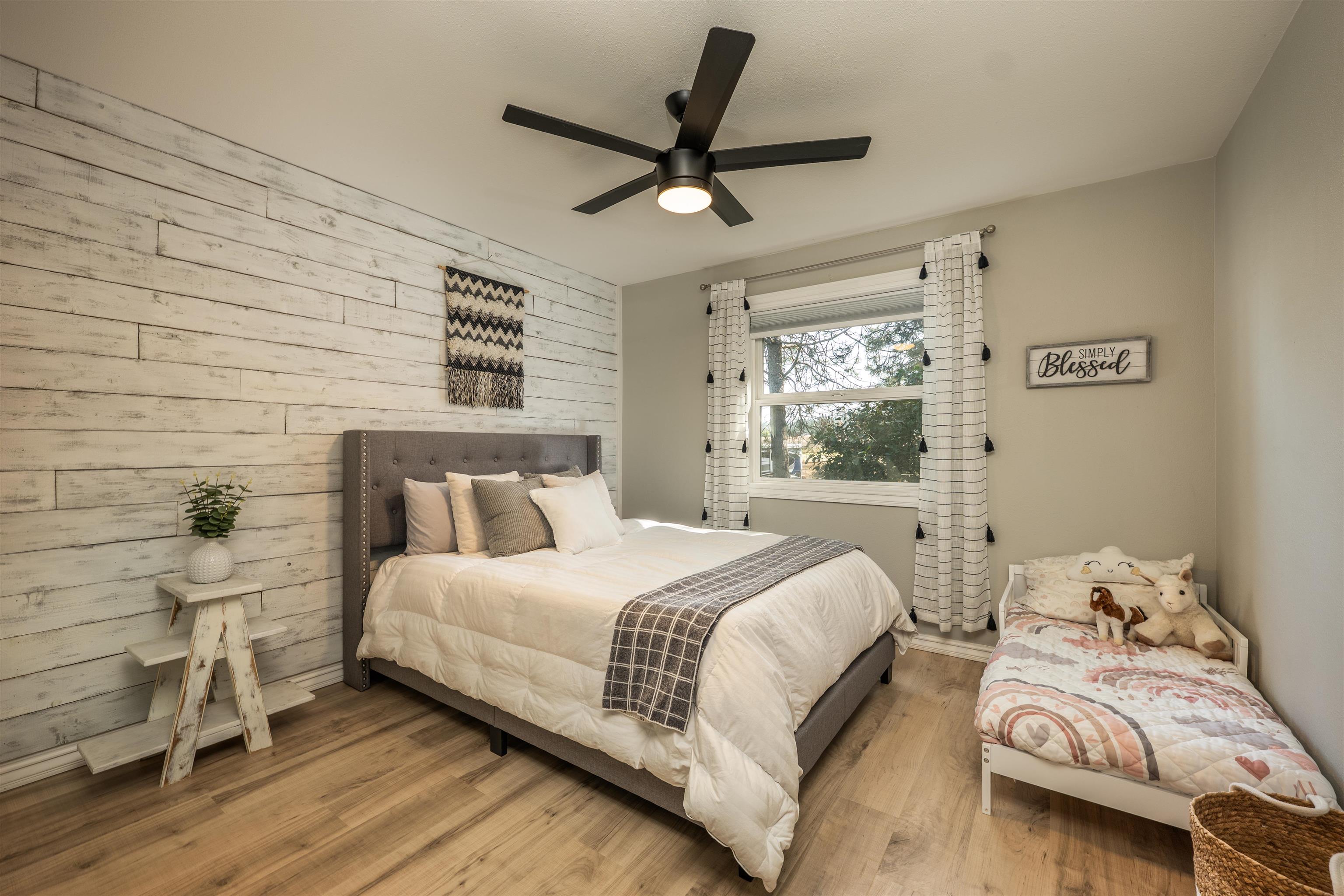 21411 N Spotted Rd - Photo 24
