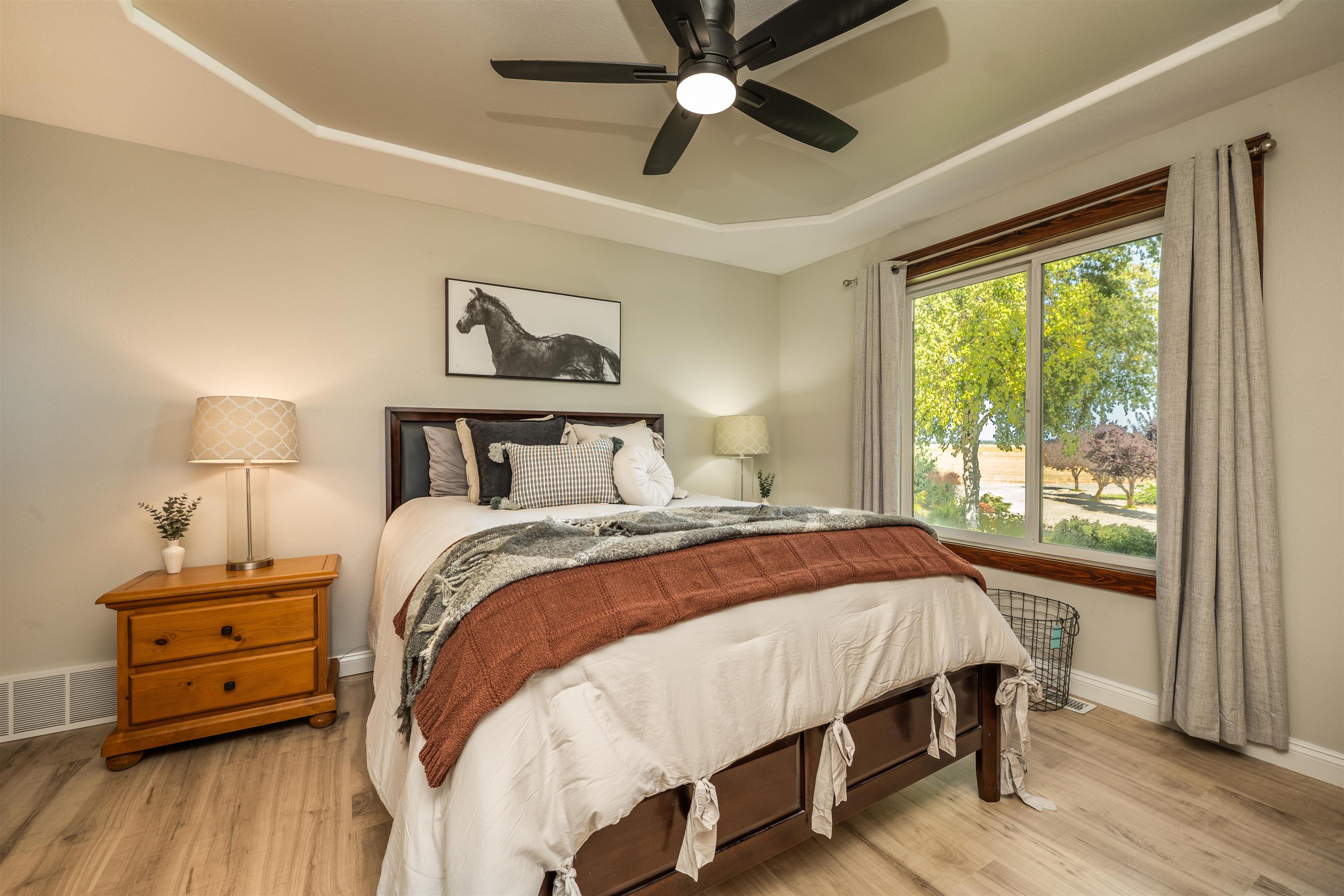 21411 N Spotted Rd - Photo 26
