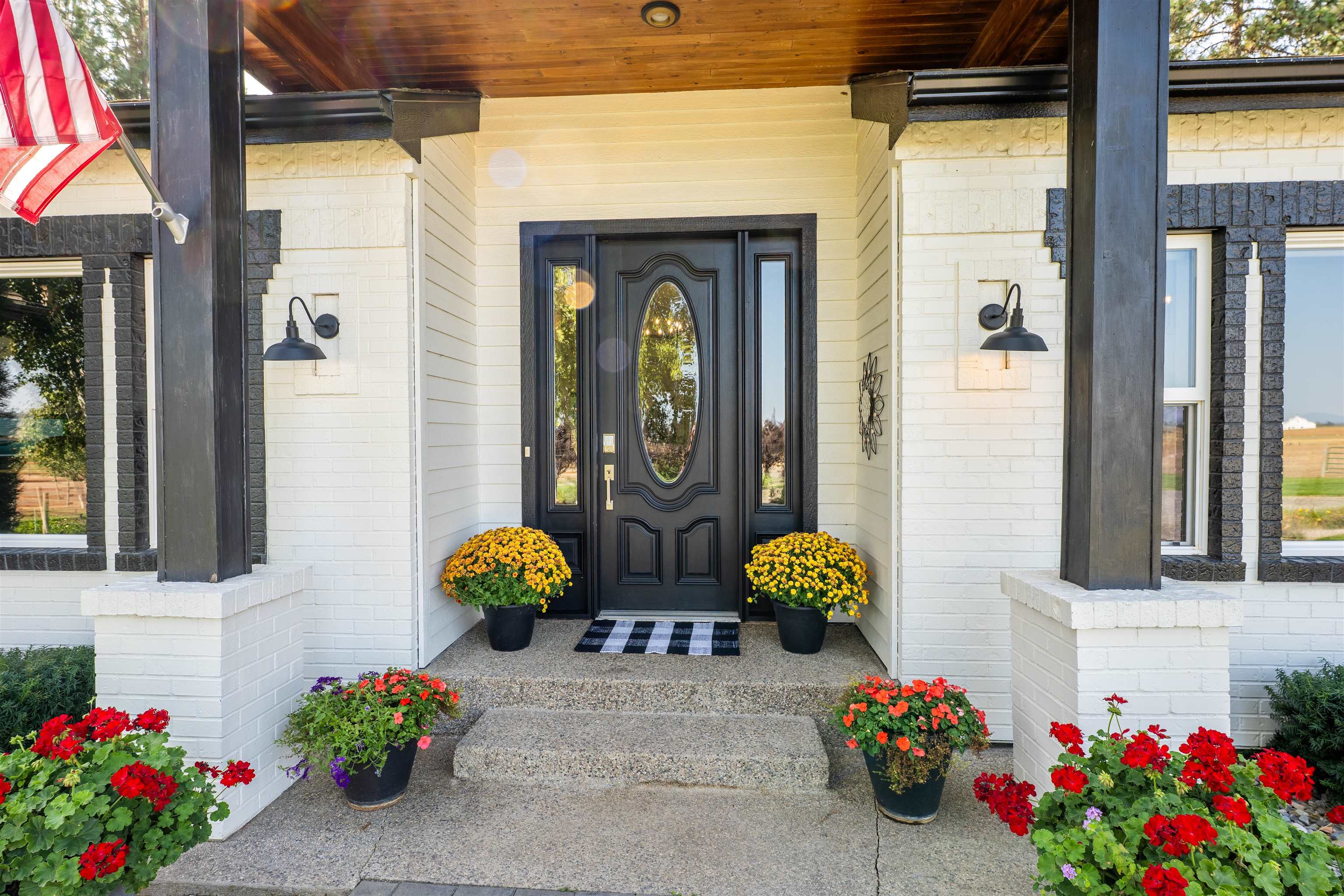 21411 N Spotted Rd - Photo 3