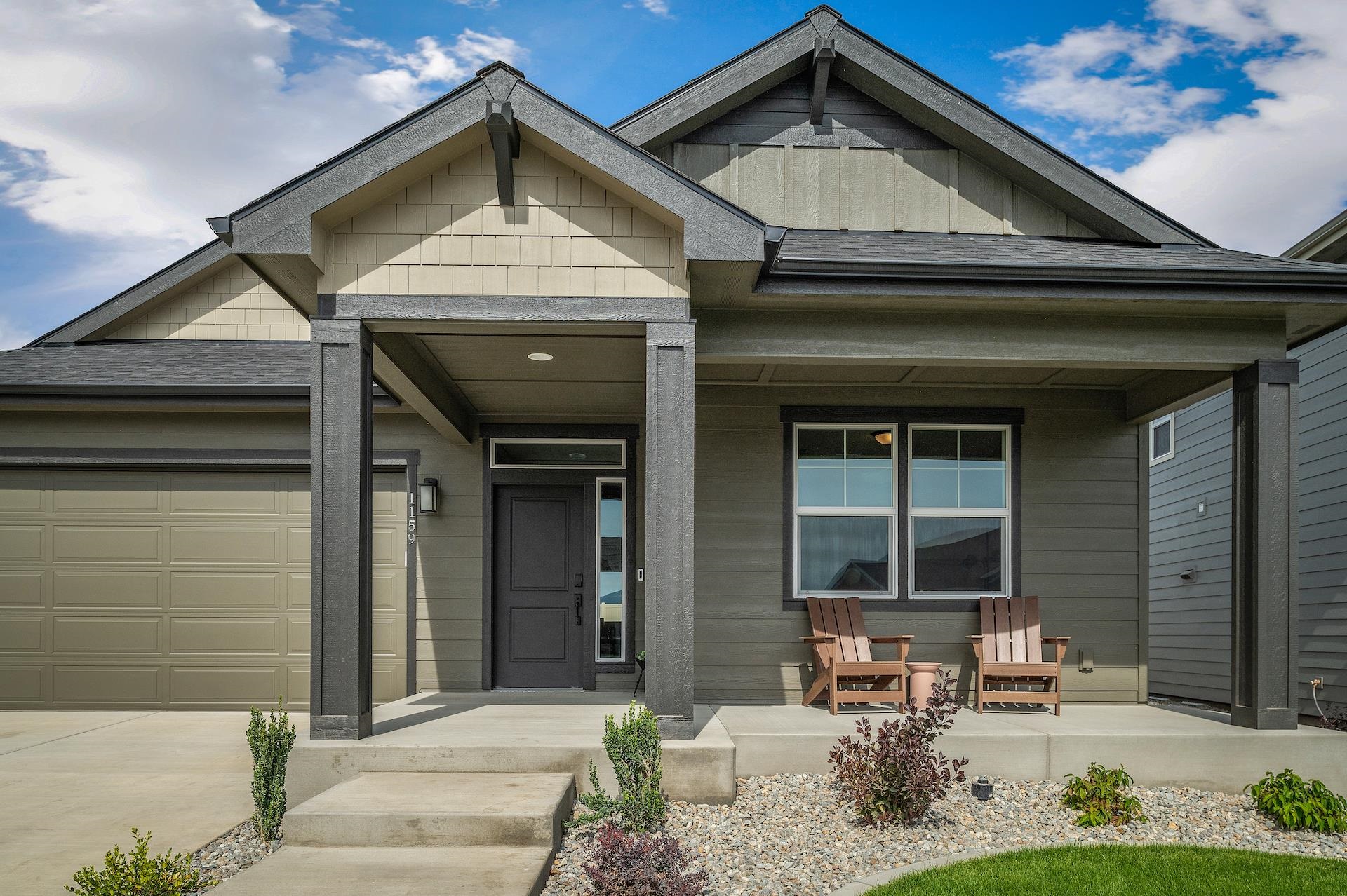 12157 N Montfort Ave - Photo 2