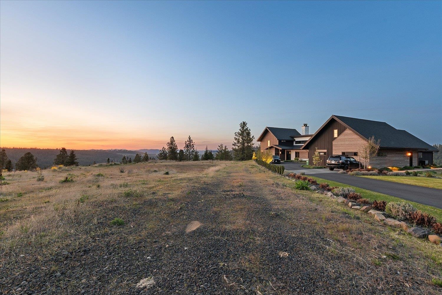 5204 S Falcon Point Ct - Photo 9