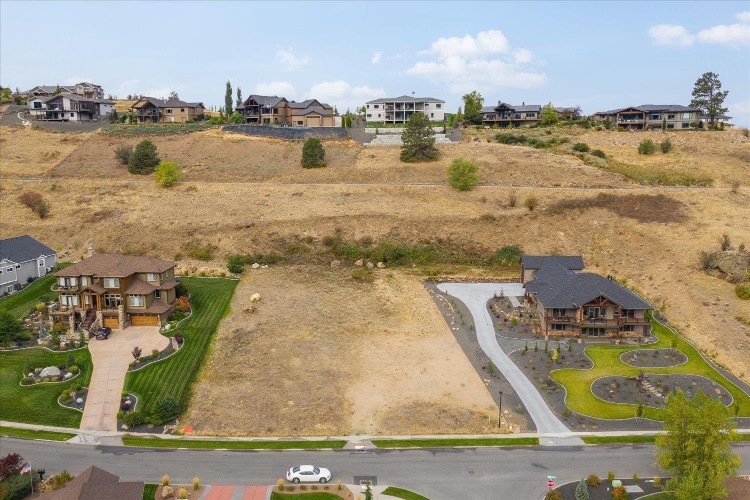 250 N Holiday Hills Dr - Photo 3