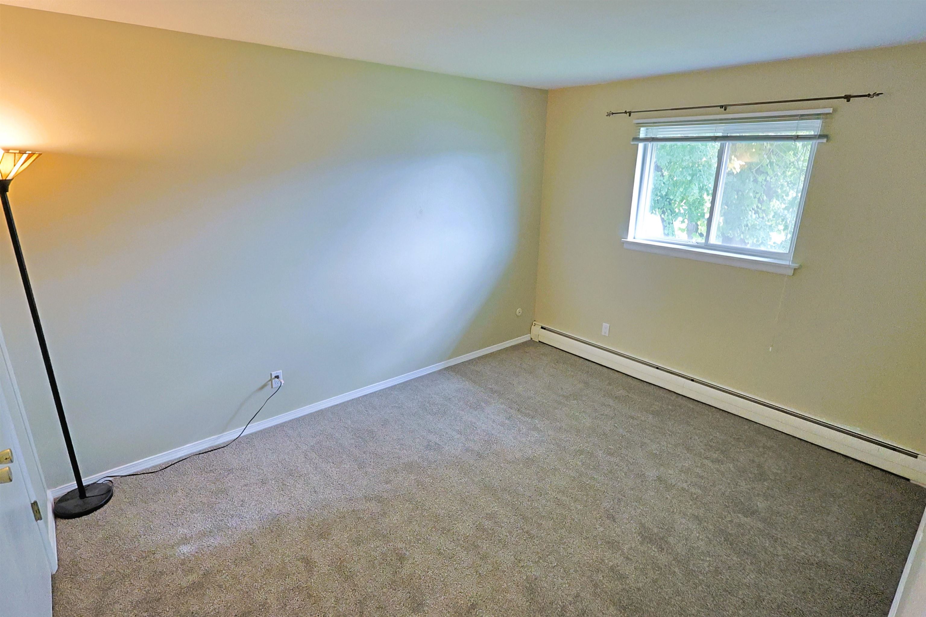 250 N RAYMOND Rd - Photo 22