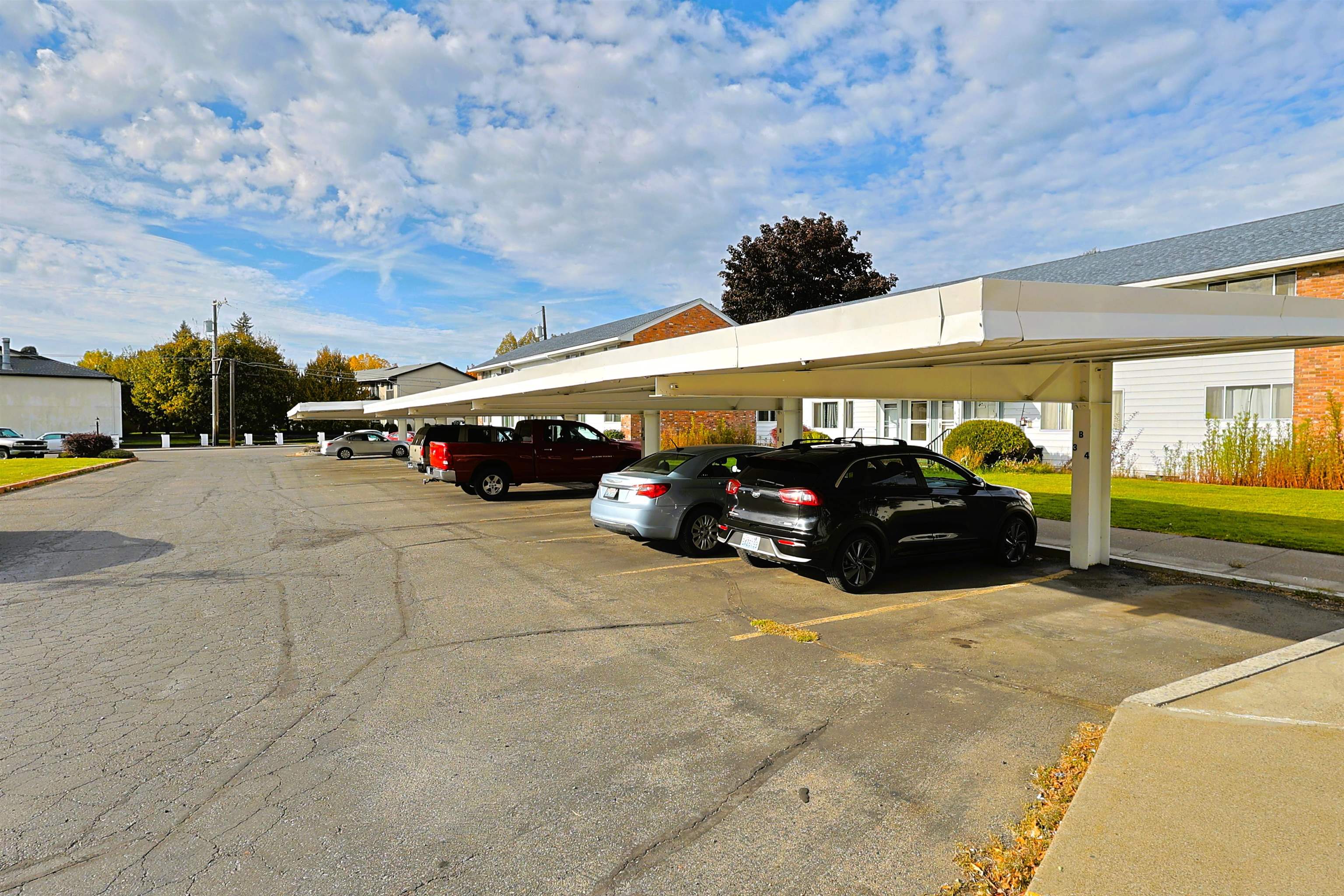 250 N RAYMOND Rd - Photo 29