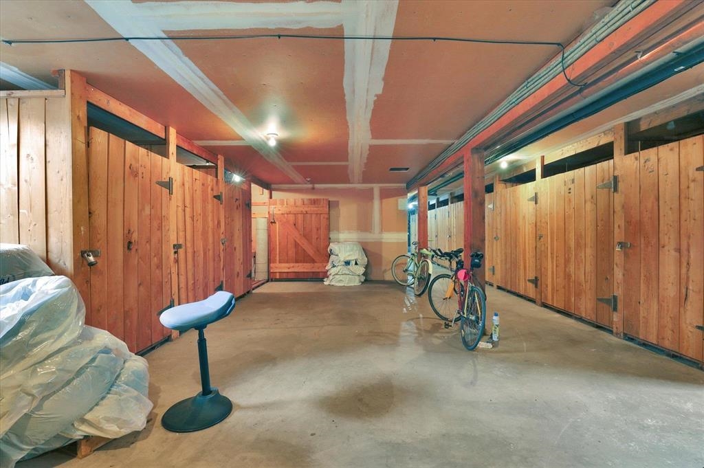 250 N RAYMOND Rd - Photo 37