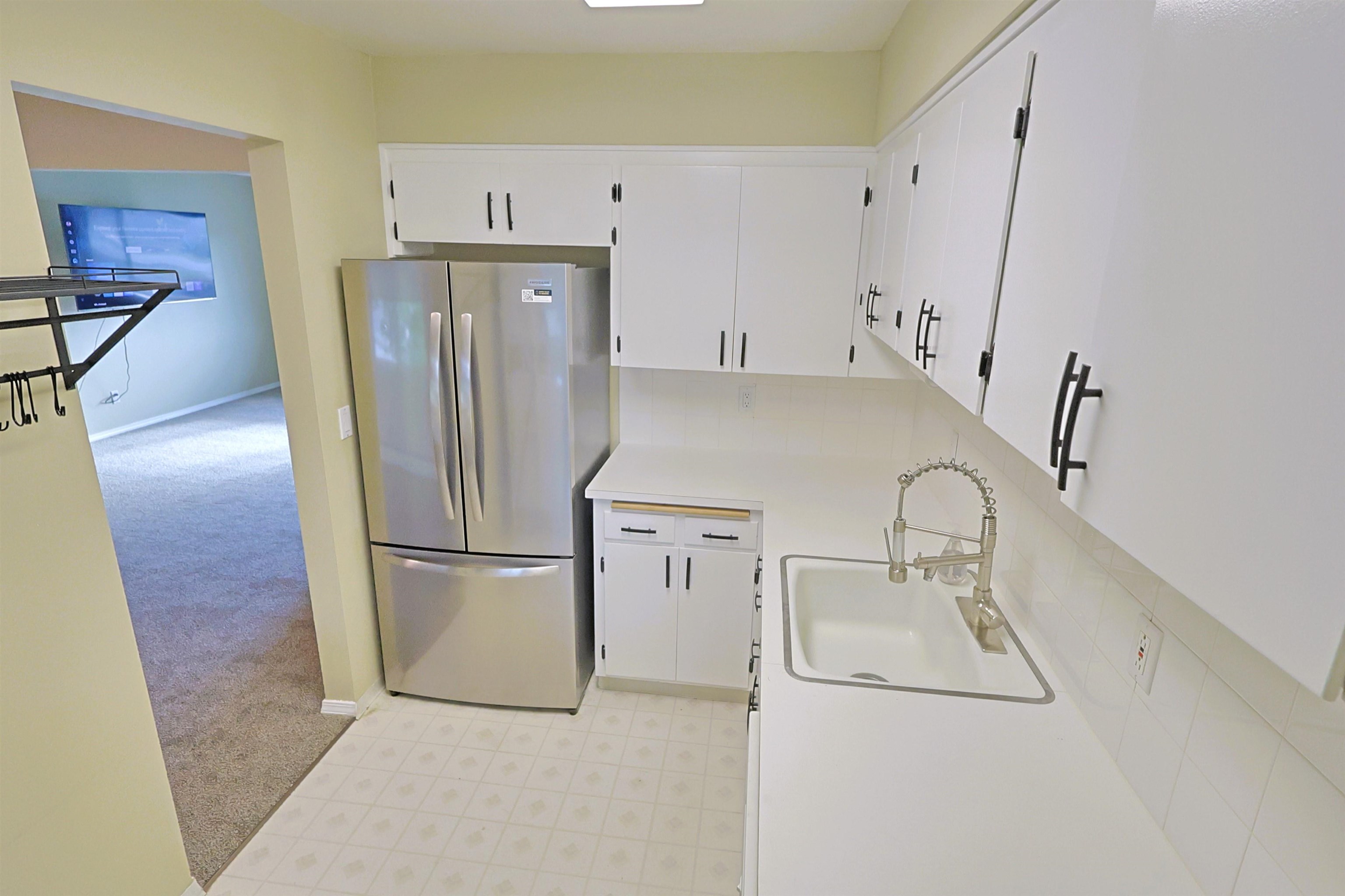 250 N RAYMOND Rd - Photo 26