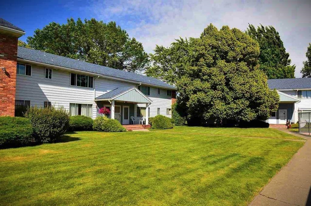 250 N RAYMOND Rd - Photo 1
