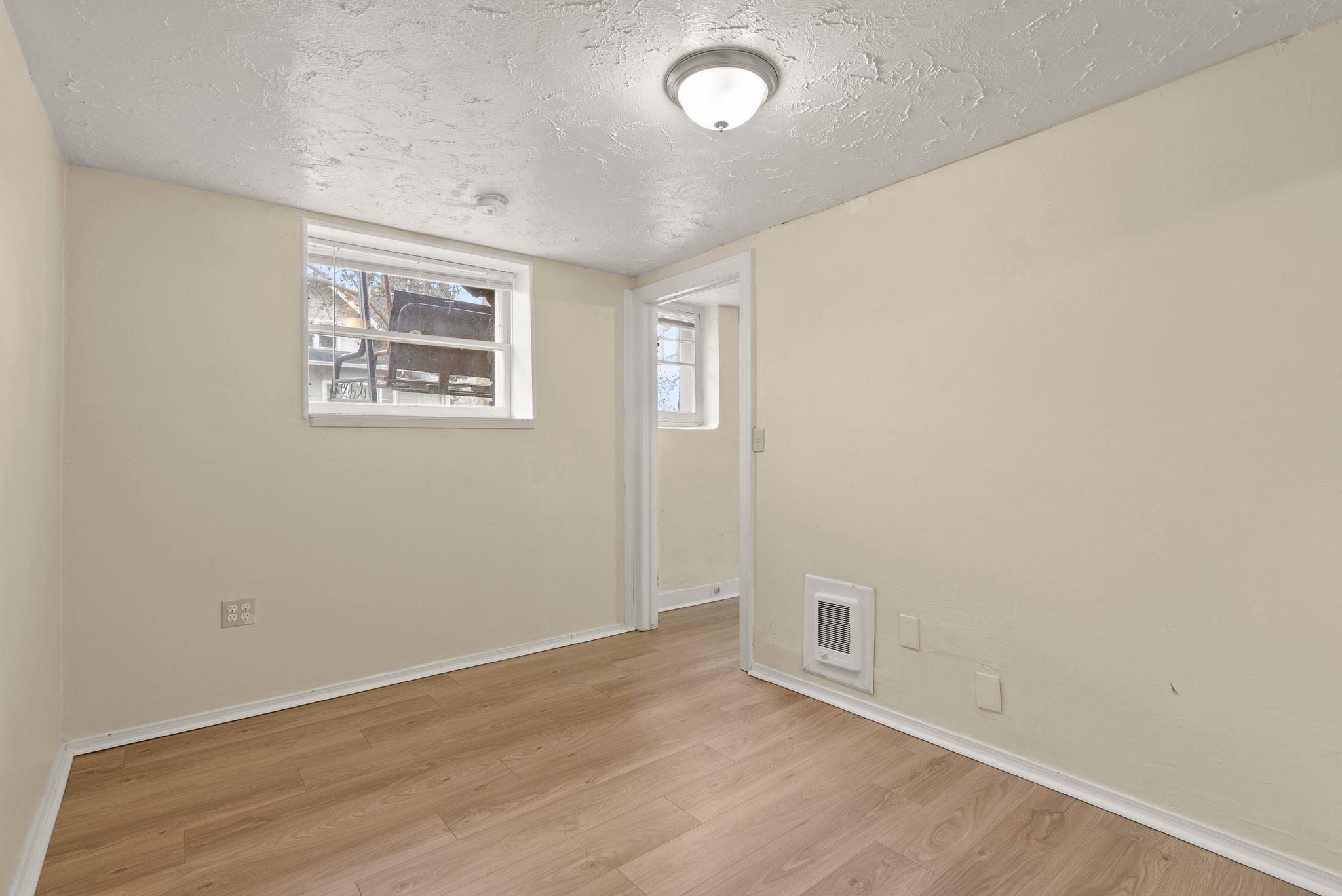 1828 W 9th Ave - Photo 6