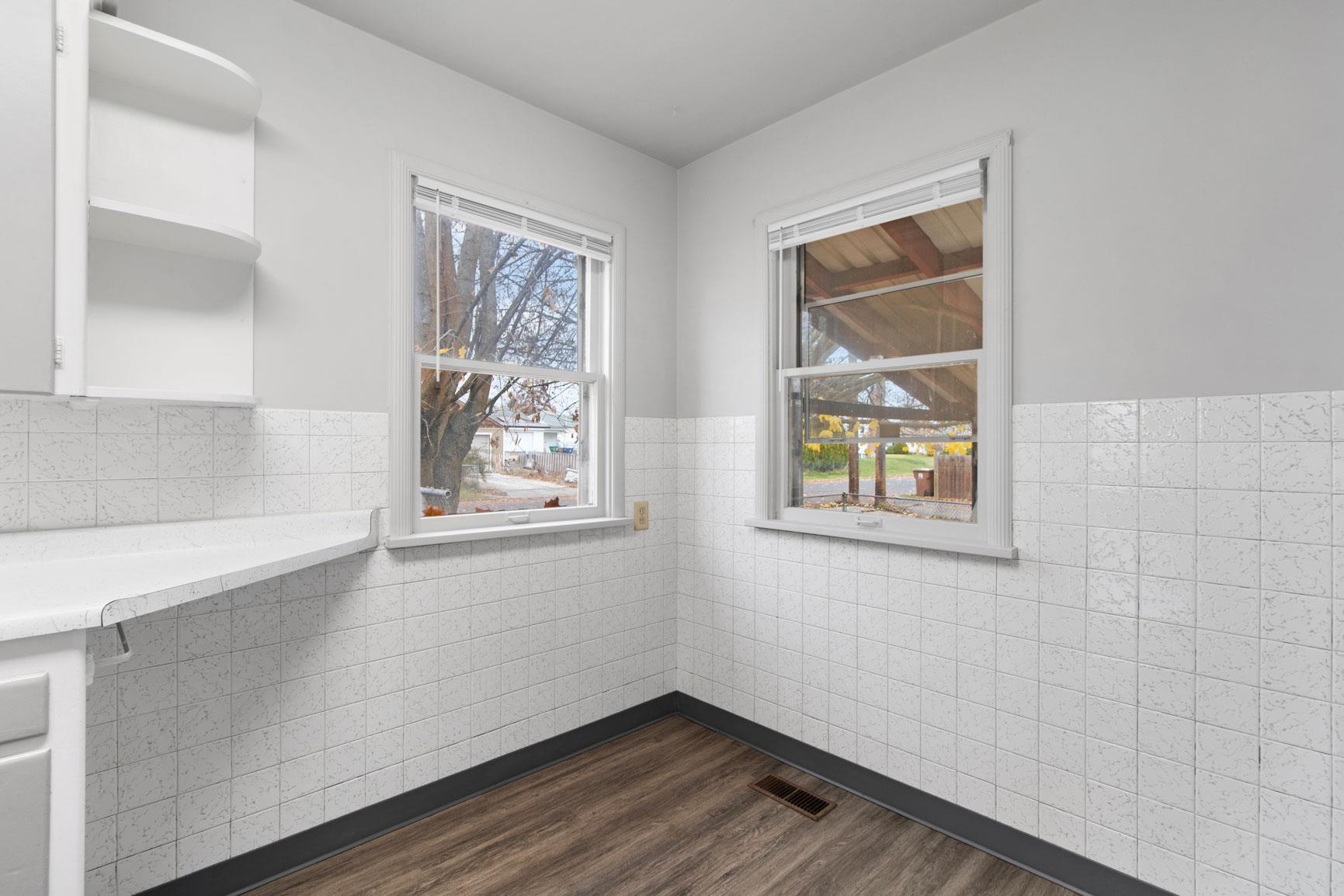3928 N Cedar St - Photo 9