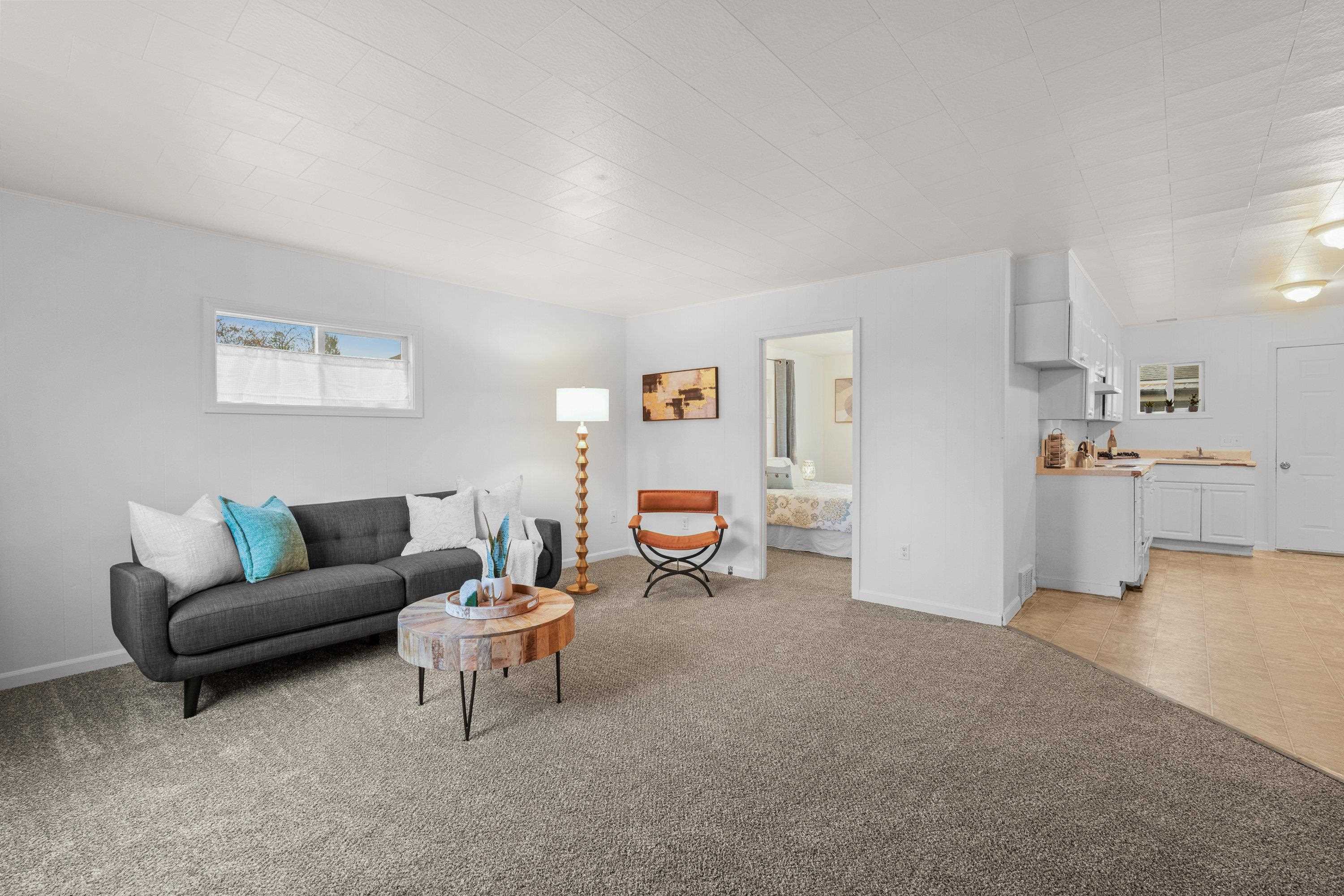420 E Sanson Ave - Photo 4