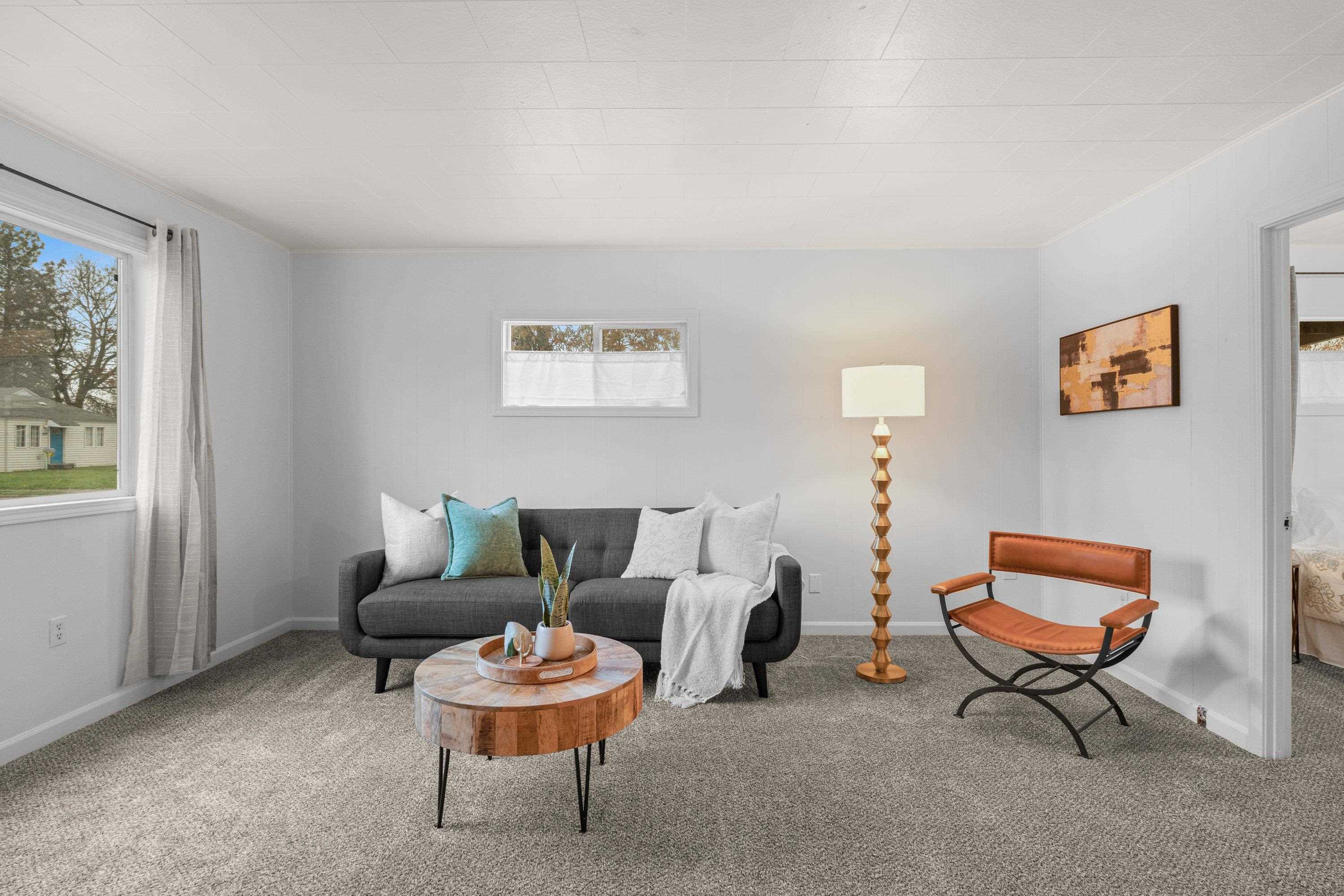 420 E Sanson Ave - Photo 3