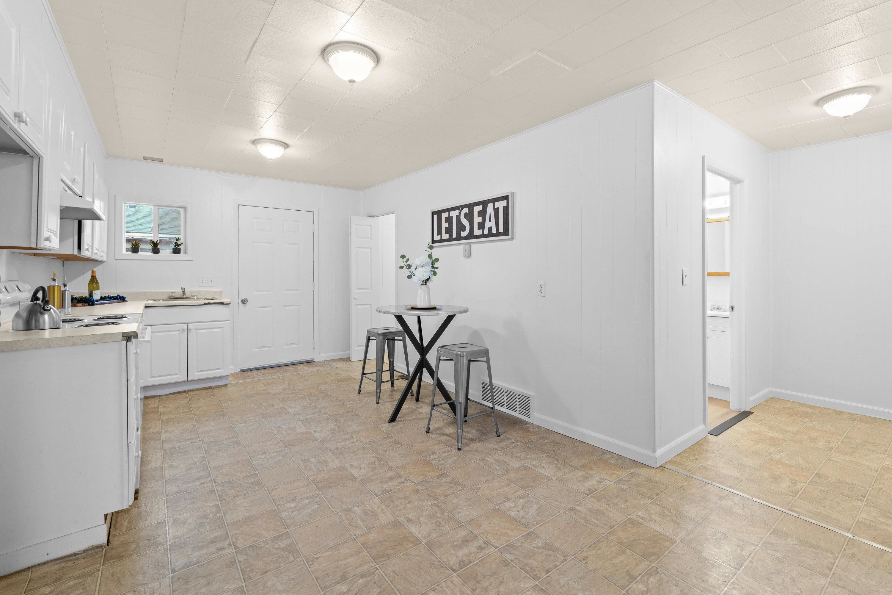 420 E Sanson Ave - Photo 7
