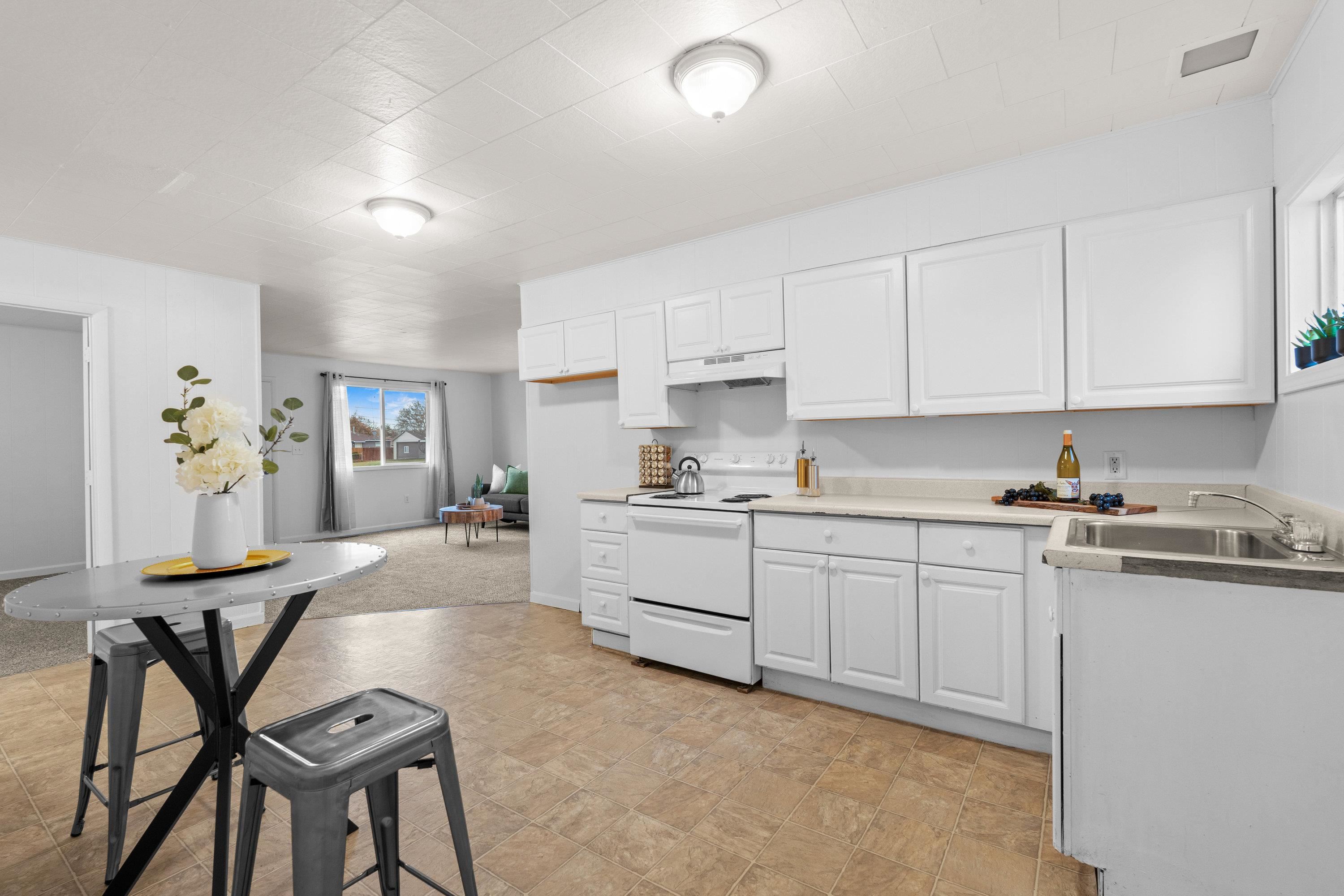 420 E Sanson Ave - Photo 8