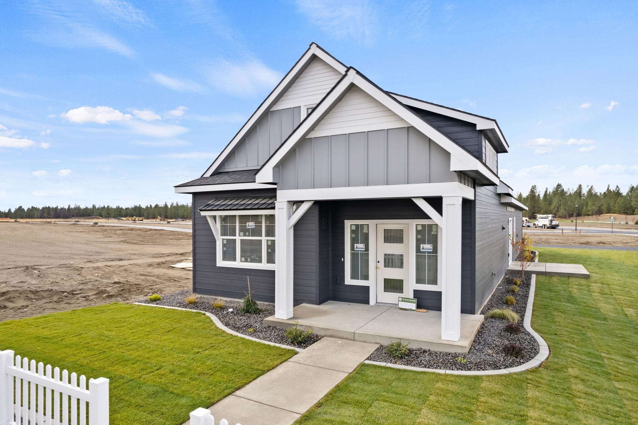 12169 N Dupont Dr - Photo 1