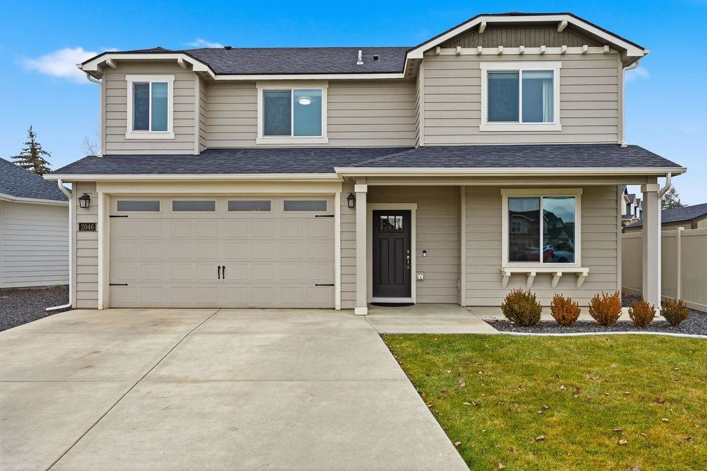 2046 W Parkway Ct - Photo 1