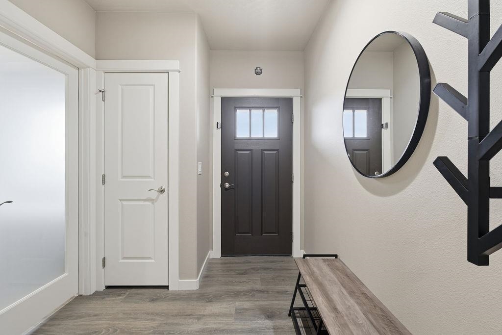 2046 W Parkway Ct - Photo 5
