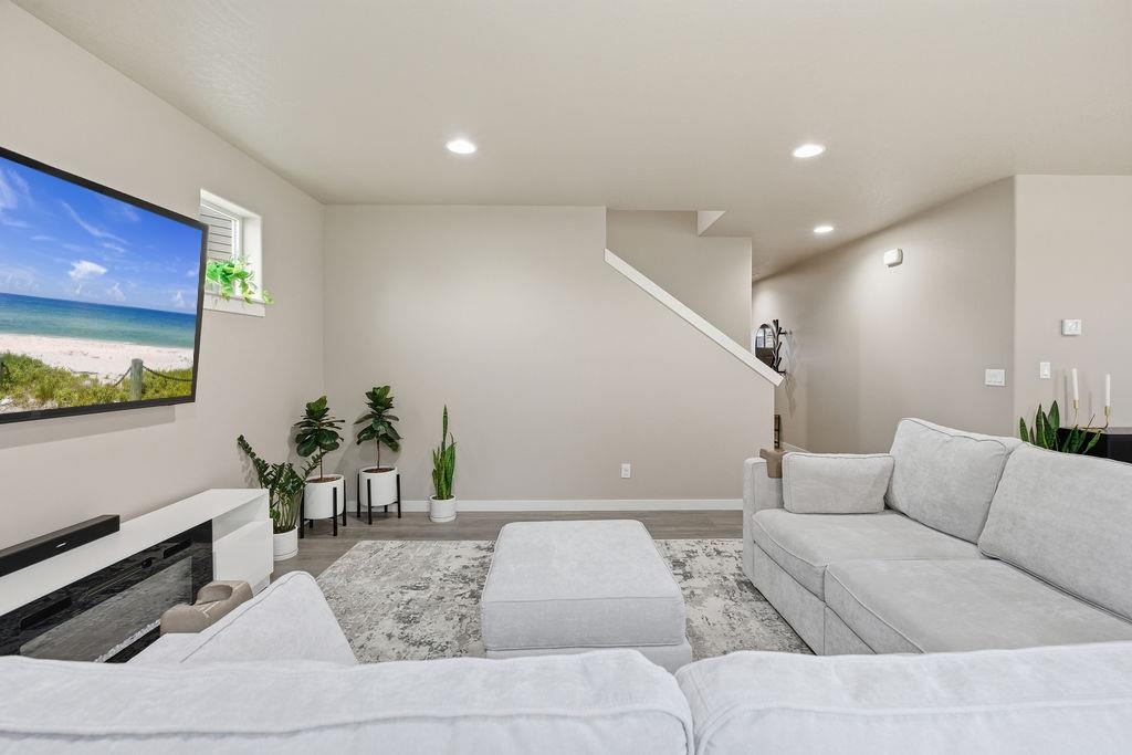 2046 W Parkway Ct - Photo 10