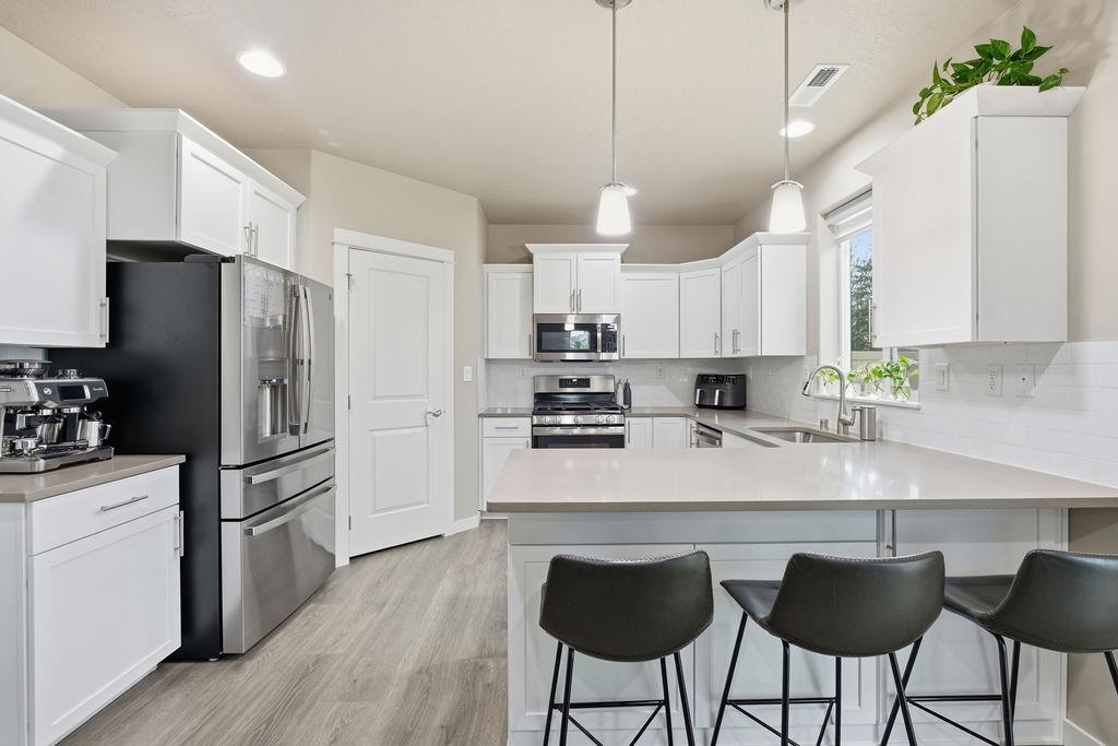 2046 W Parkway Ct - Photo 15