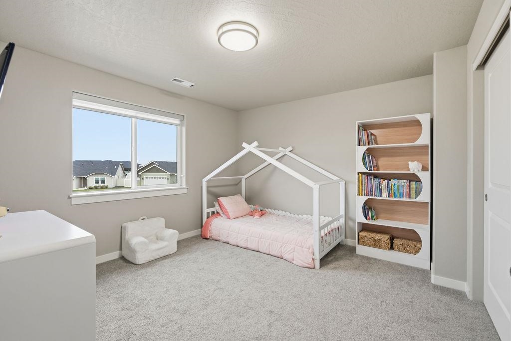 2046 W Parkway Ct - Photo 24