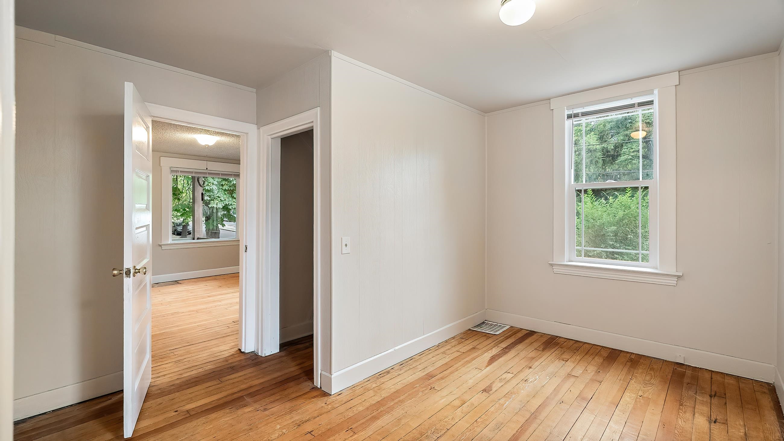1130 W 11th Ave - Photo 7
