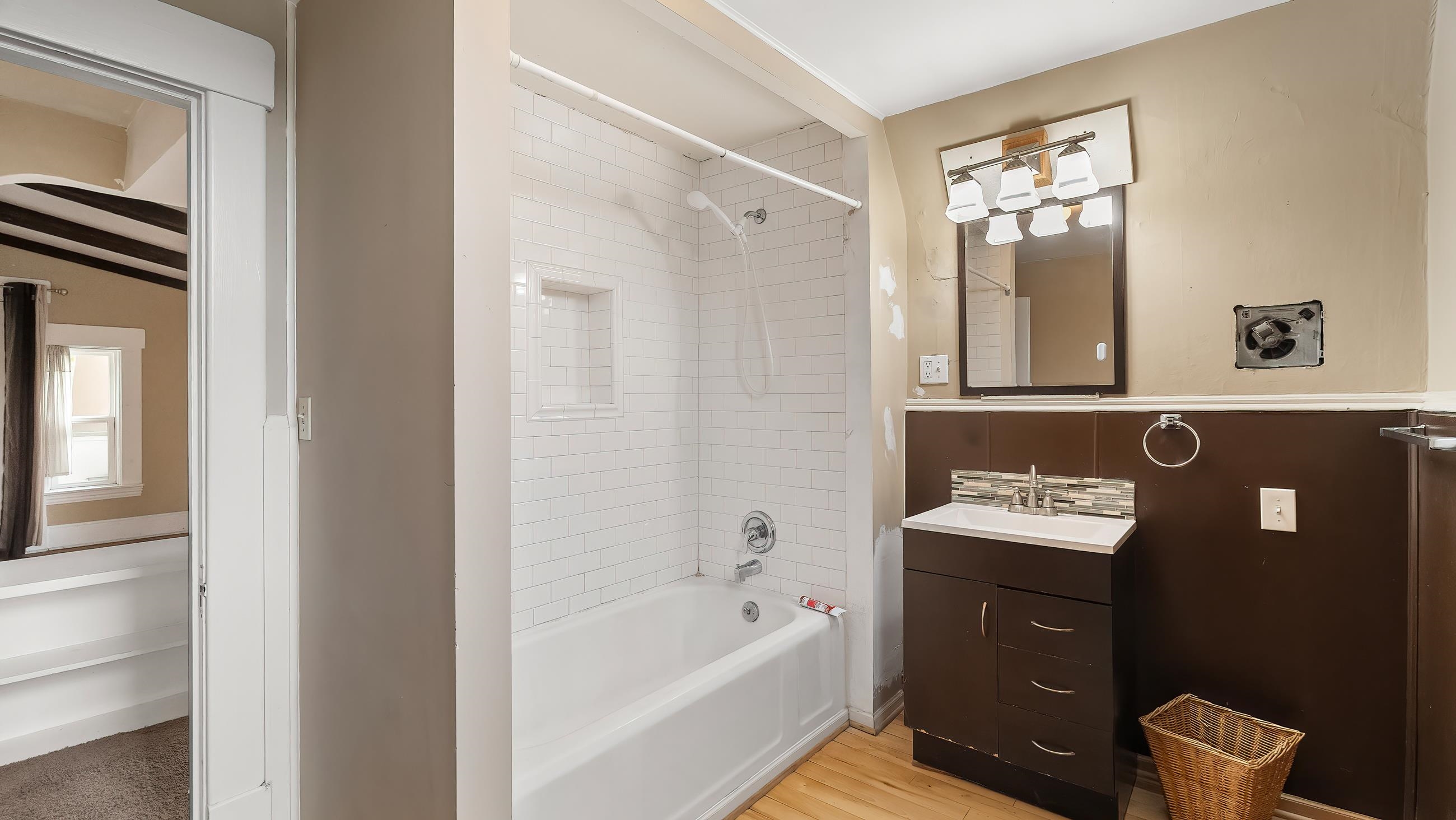 1130 W 11th Ave - Photo 20