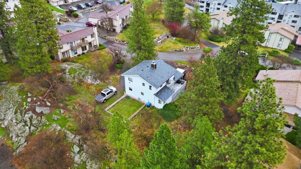2211 N Houk Rd - Photo 2