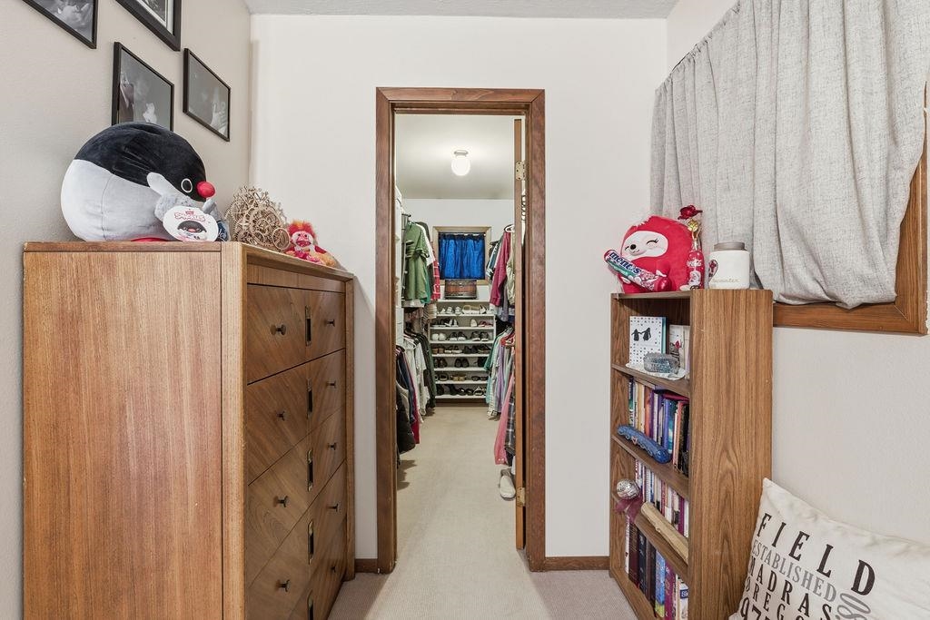 2211 N Houk Rd - Photo 32
