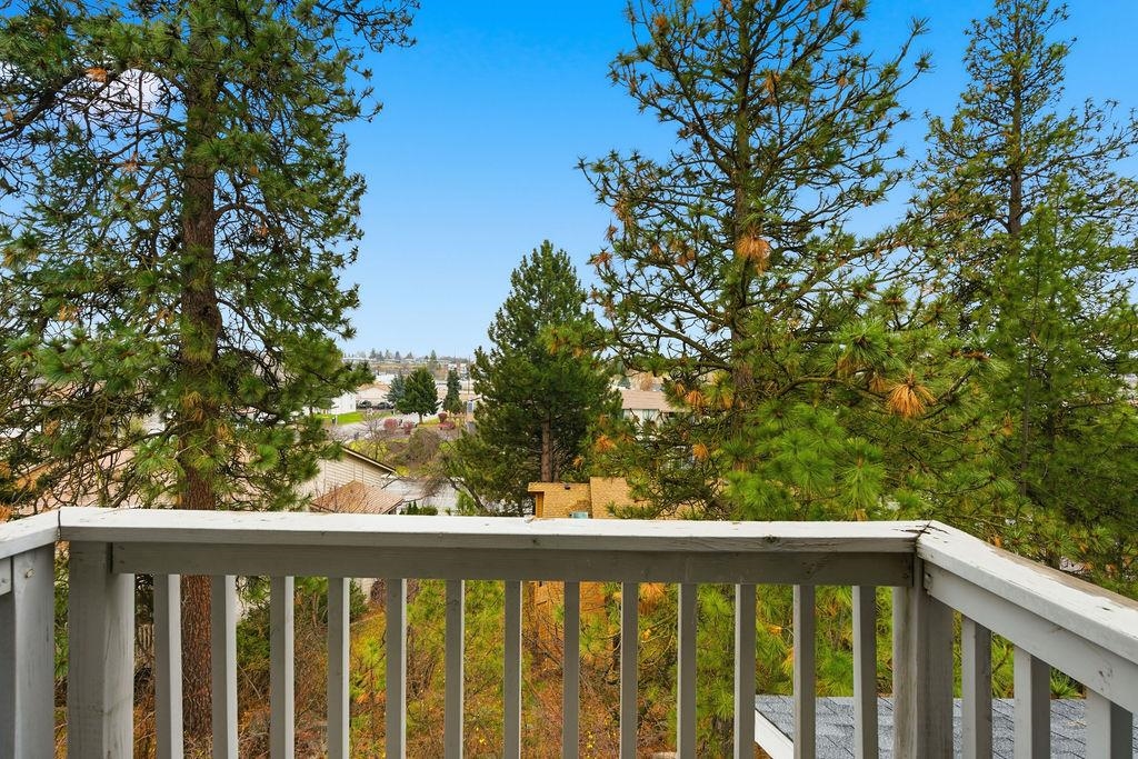 2211 N Houk Rd - Photo 8