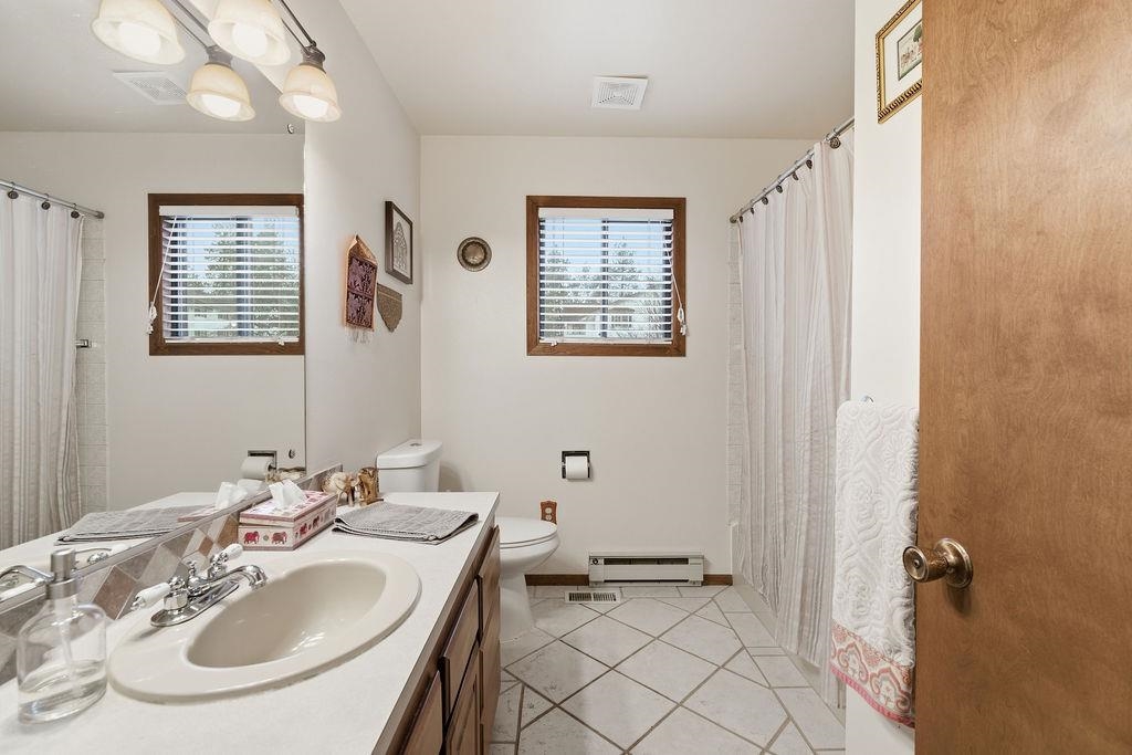 2211 N Houk Rd - Photo 42