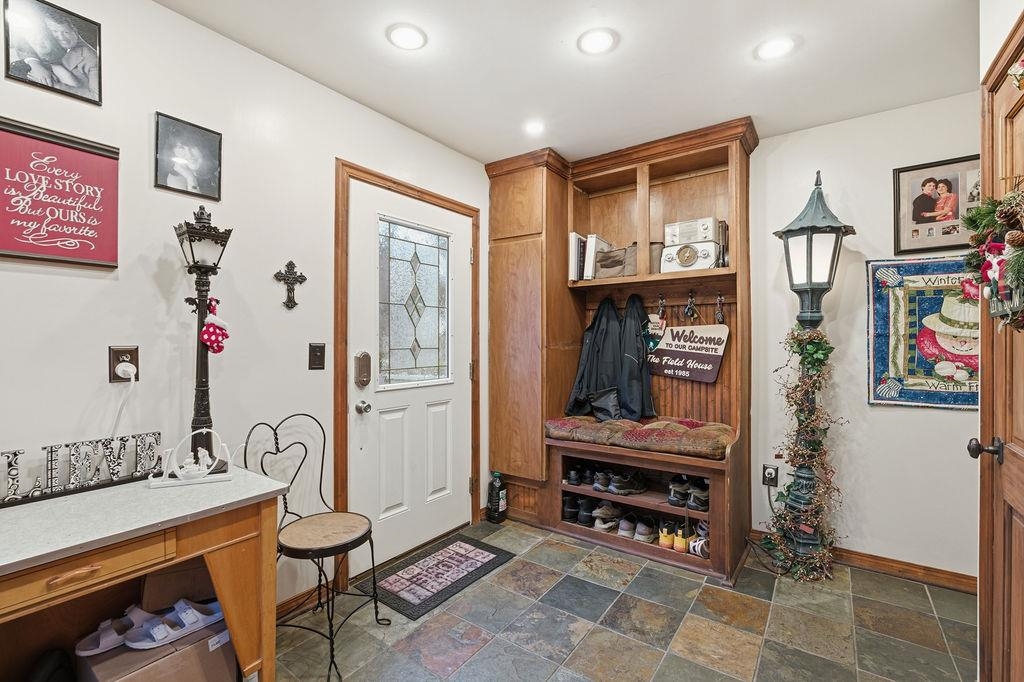 2211 N Houk Rd - Photo 11