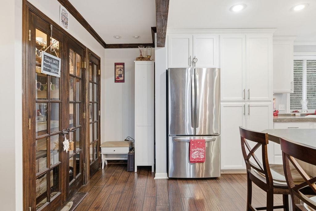 2211 N Houk Rd - Photo 26