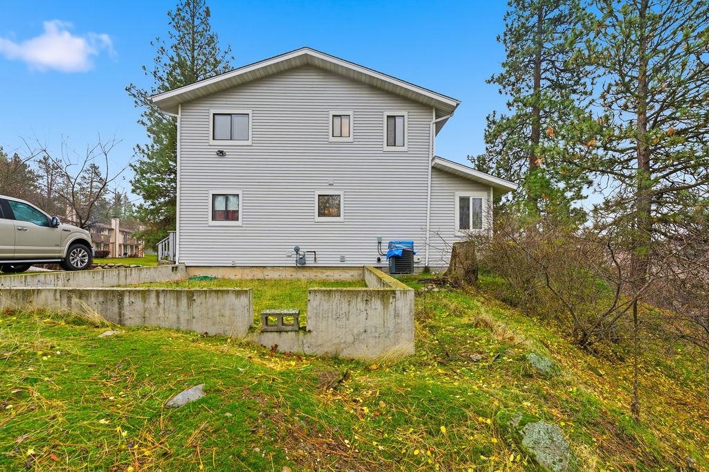 2211 N Houk Rd - Photo 45