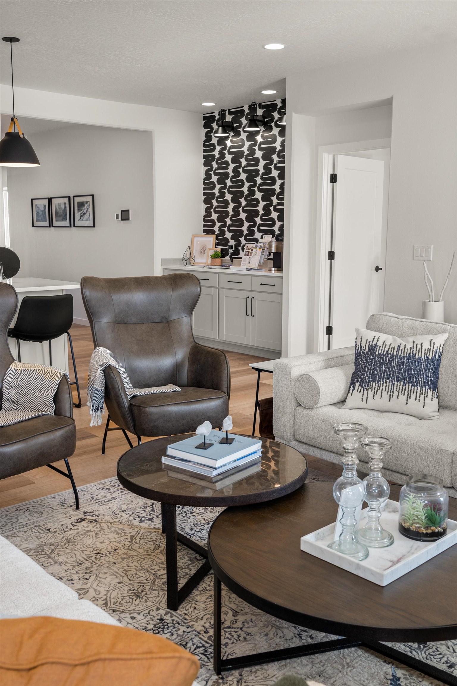 12145 N Montfort Ave - Photo 12