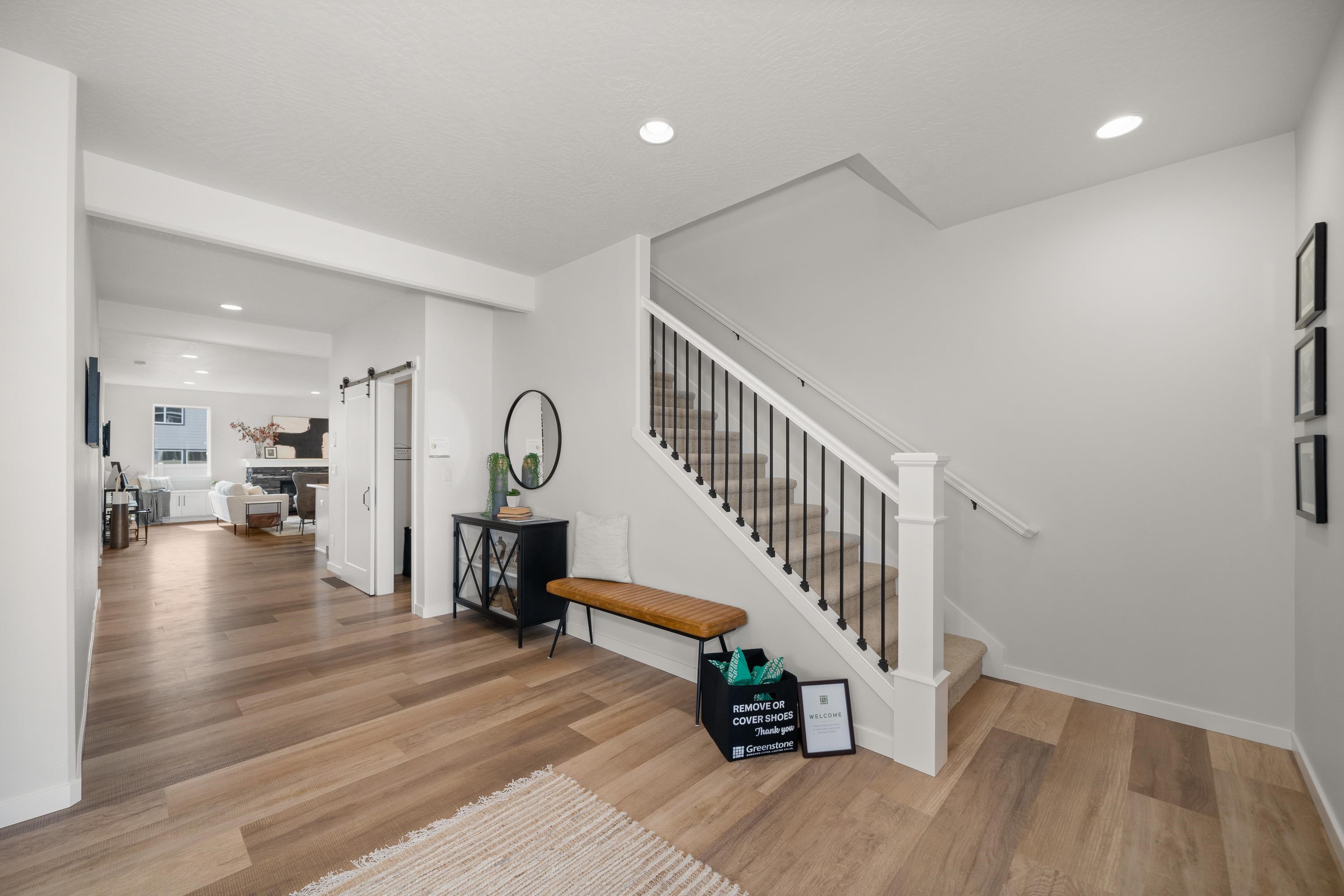 12145 N Montfort Ave - Photo 6