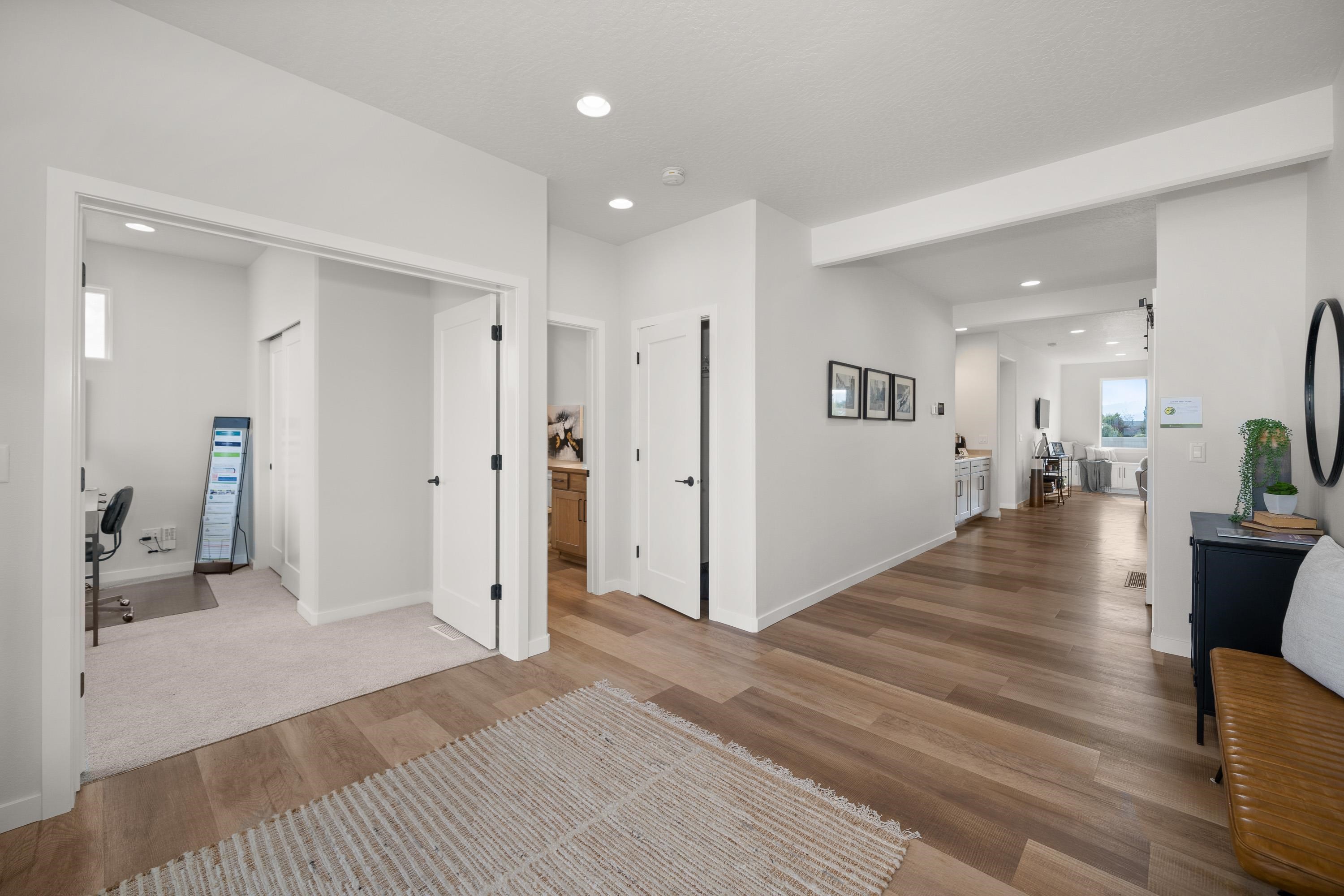 12145 N Montfort Ave - Photo 5
