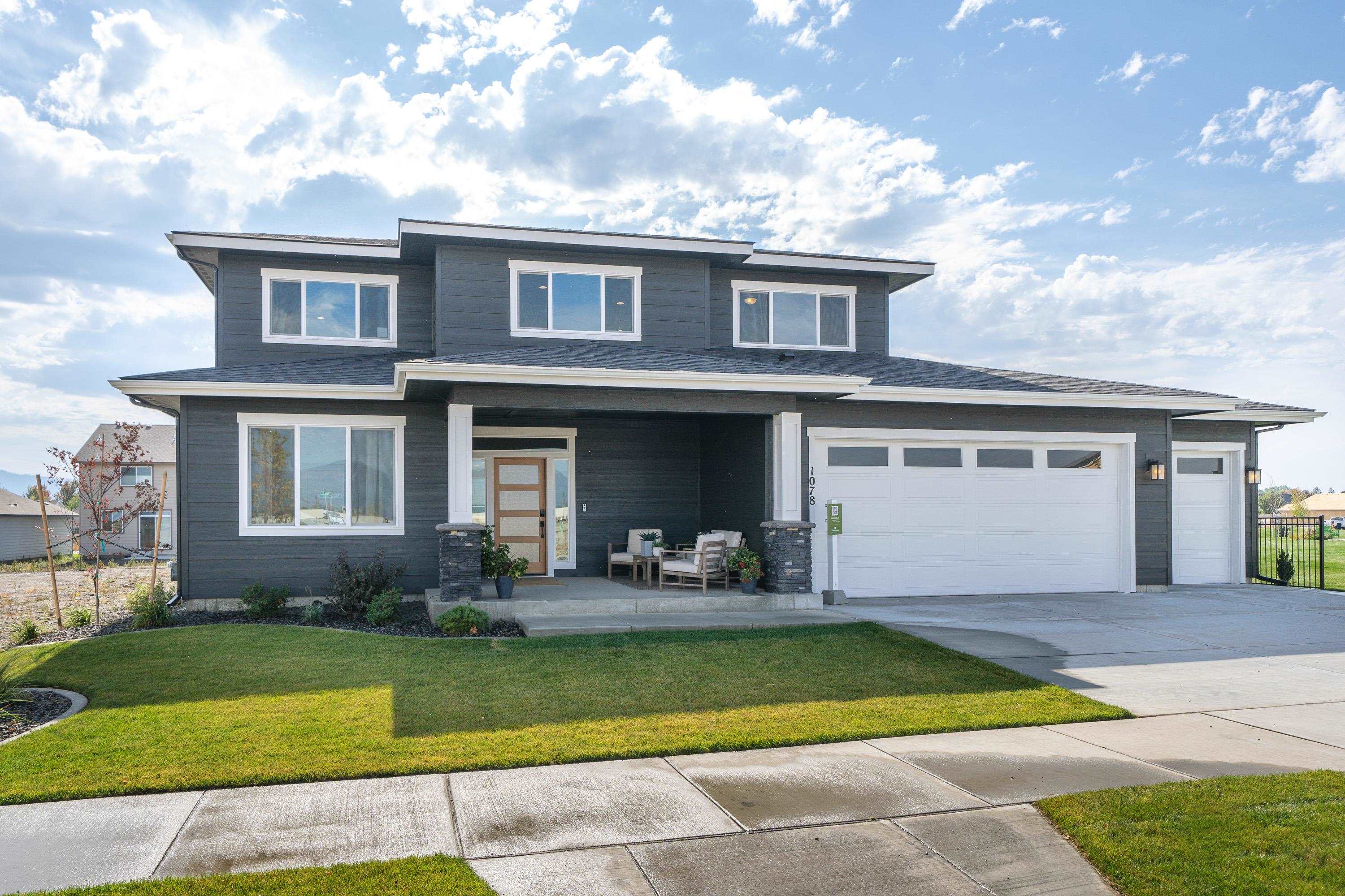 12145 N Montfort Ave - Photo 1