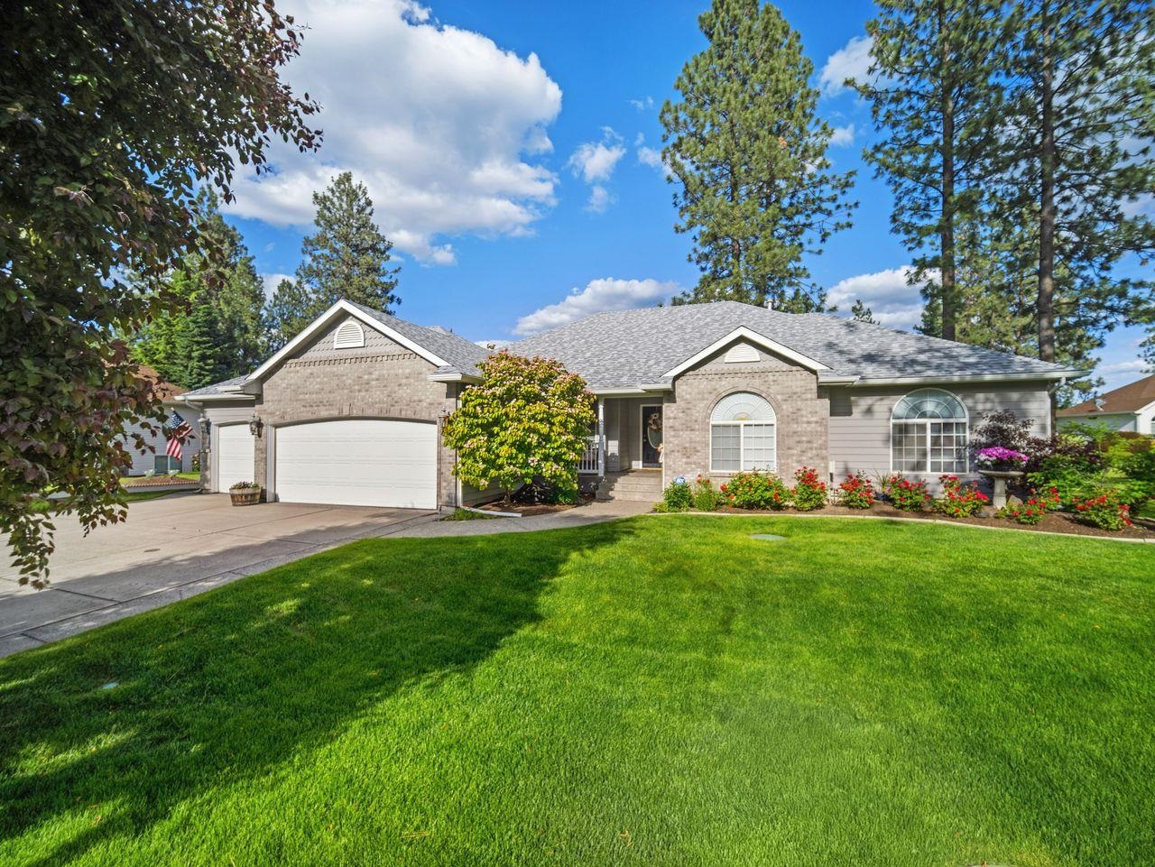 6908 N East Bluff Ct - Photo 1