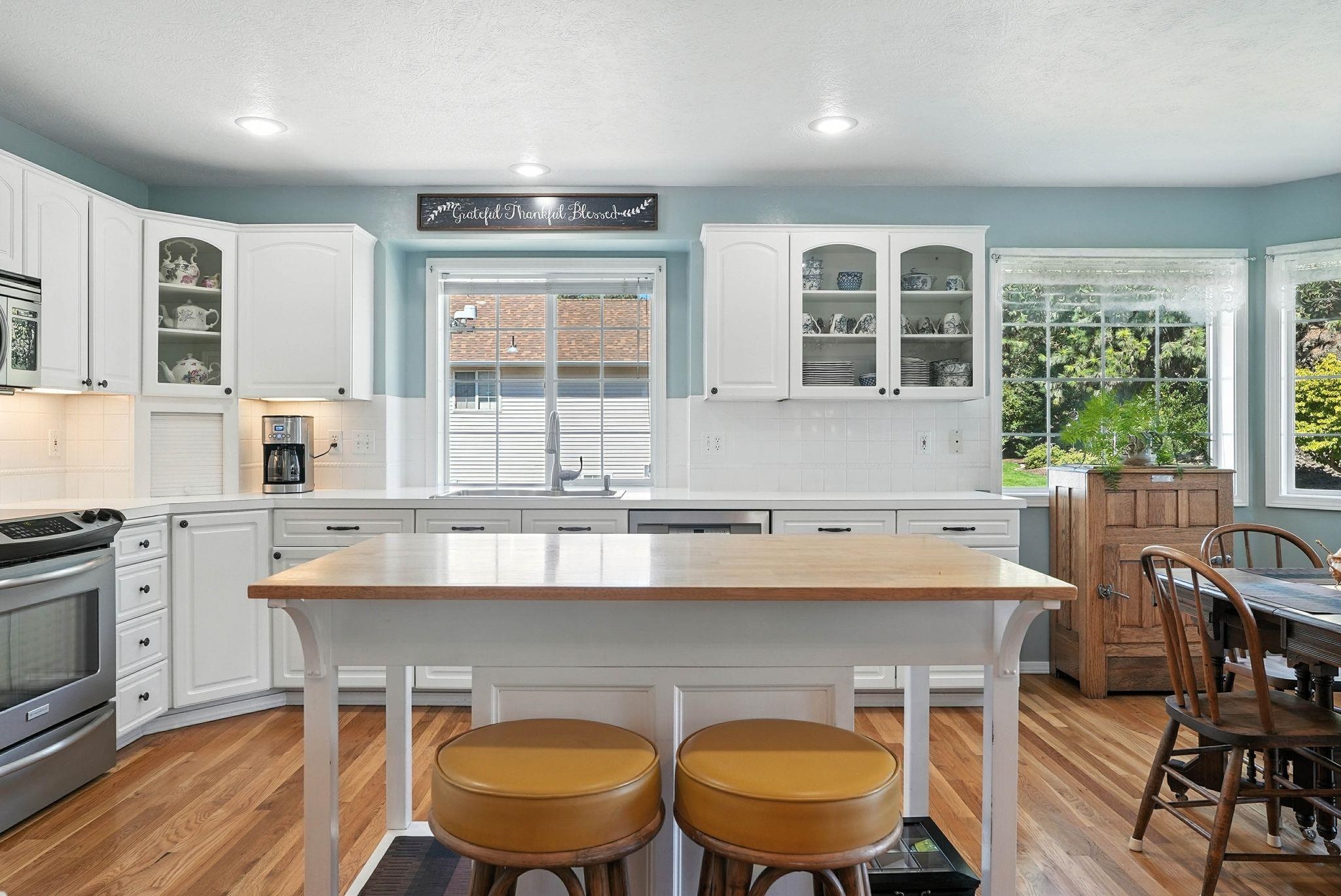 6908 N East Bluff Ct - Photo 9