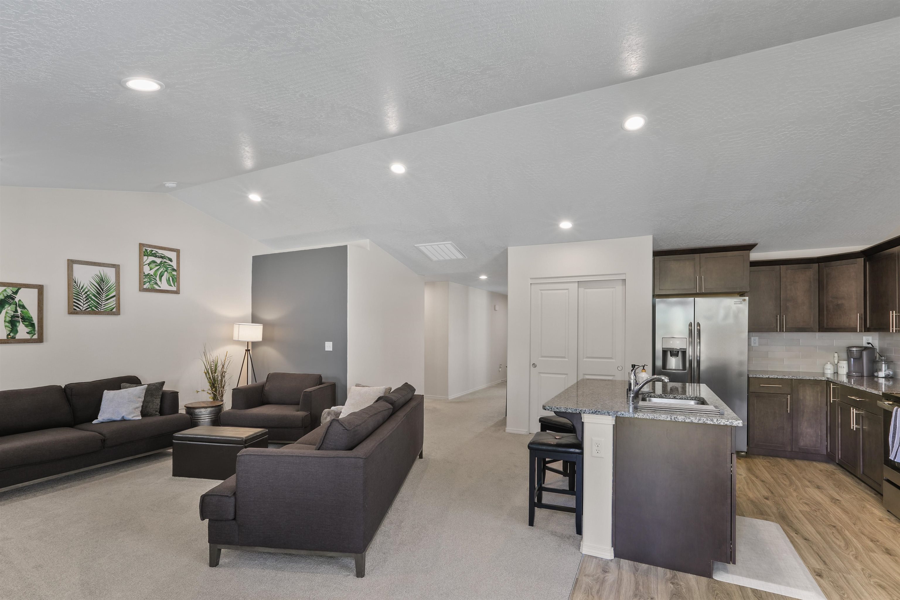 8604 W 8 Ave - Photo 5