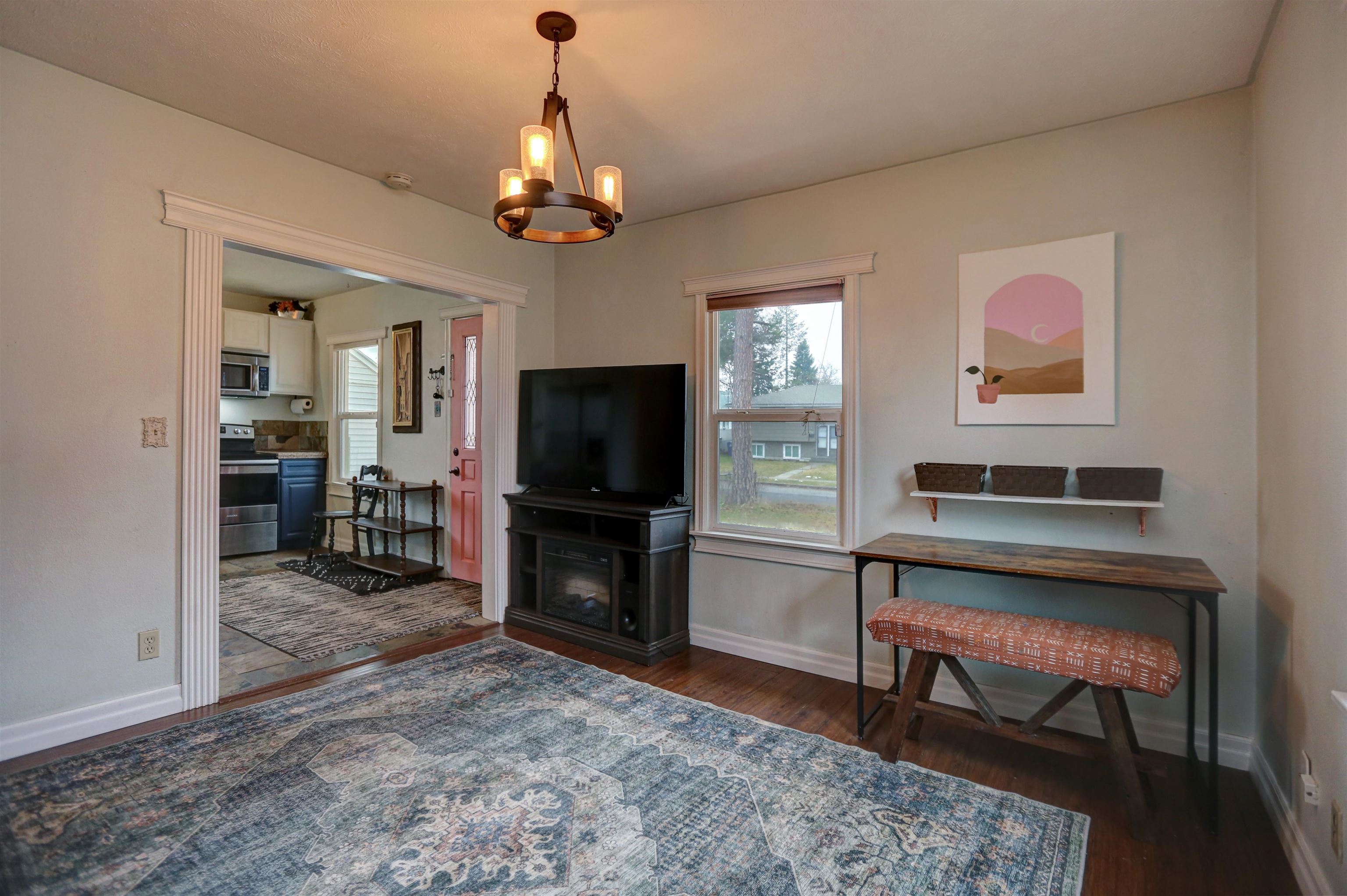 1027 E Wabash Ave - Photo 5