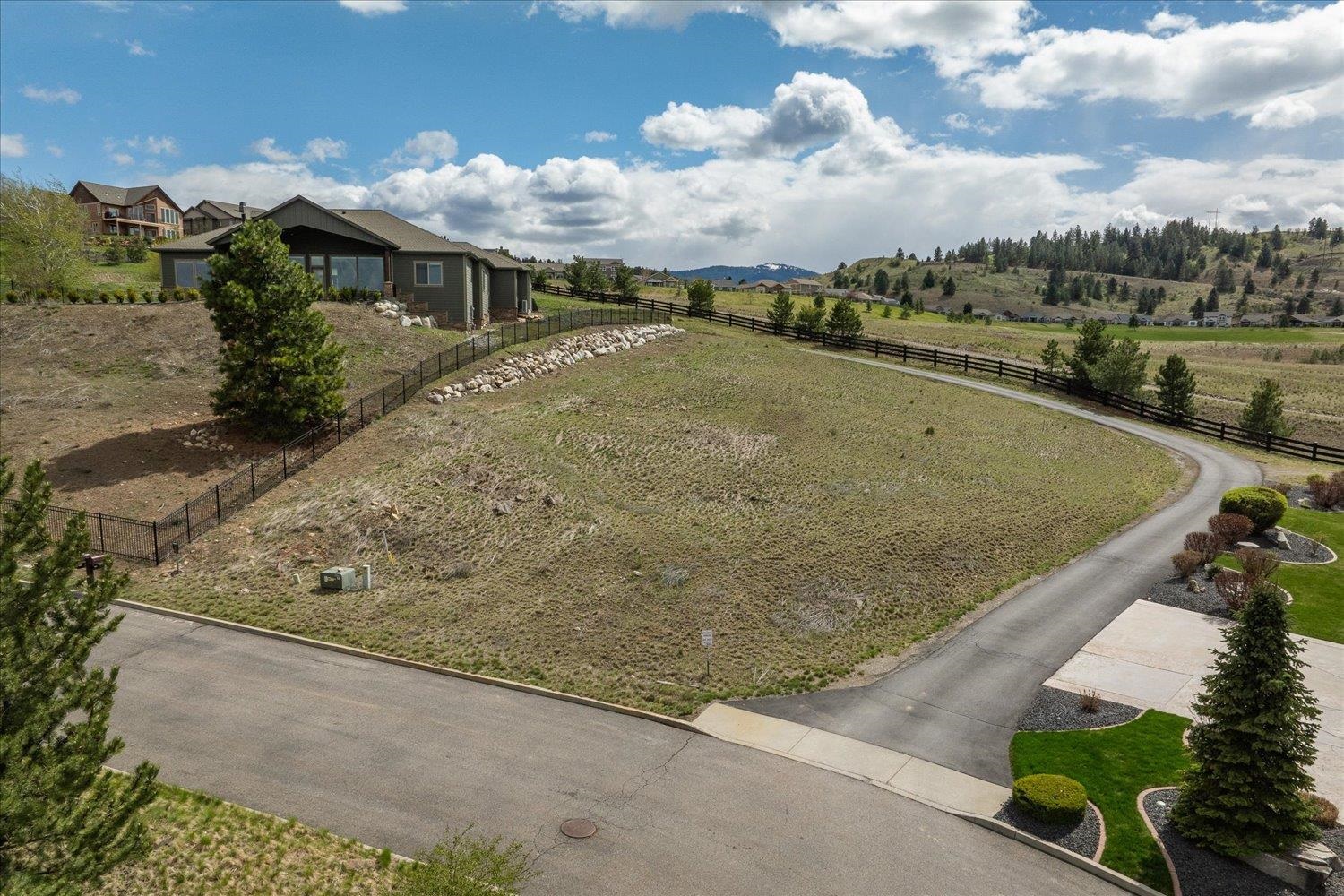 21700 E Glover Ln - Photo 3