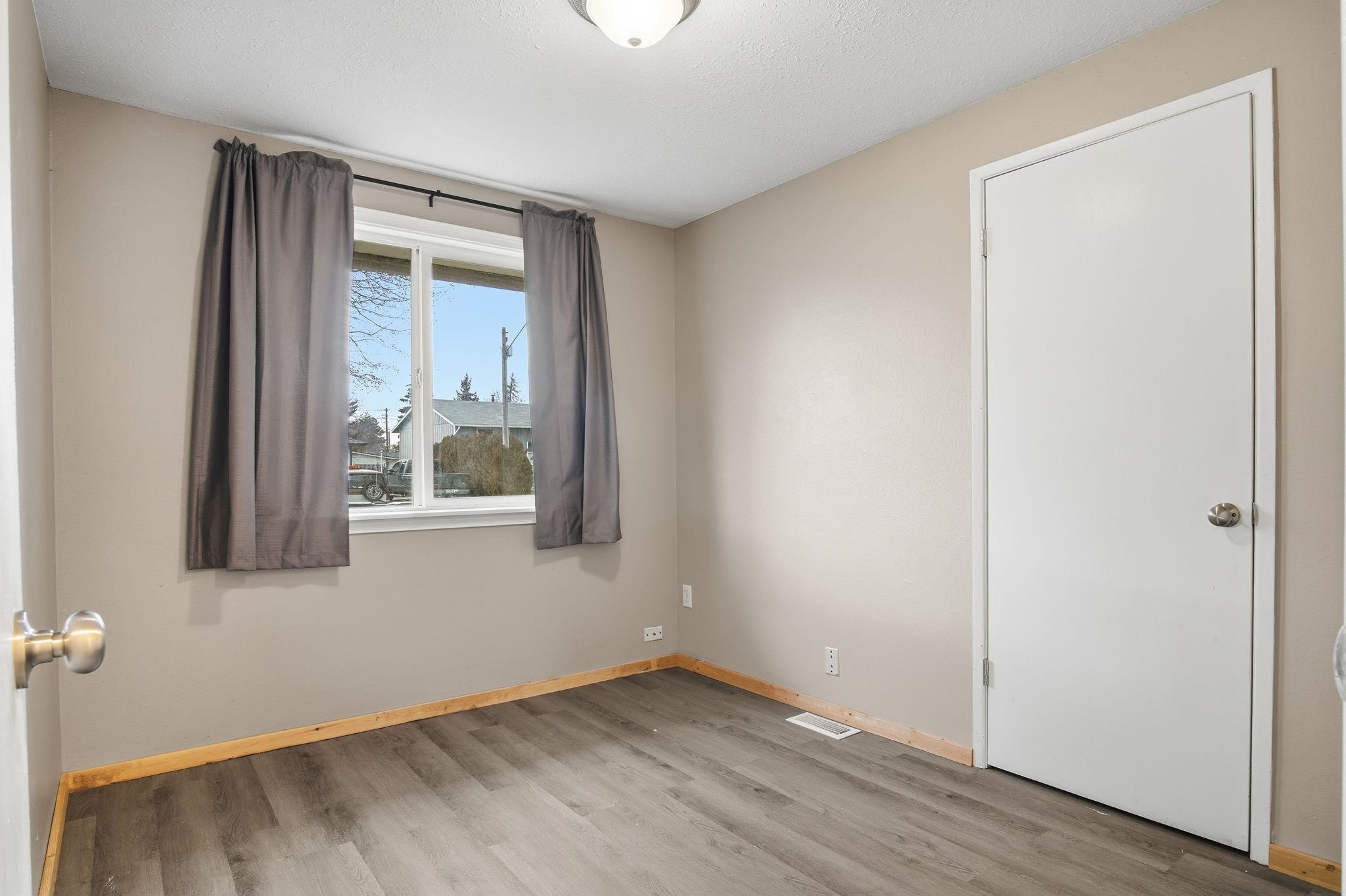 743 S Beeman St - Photo 11