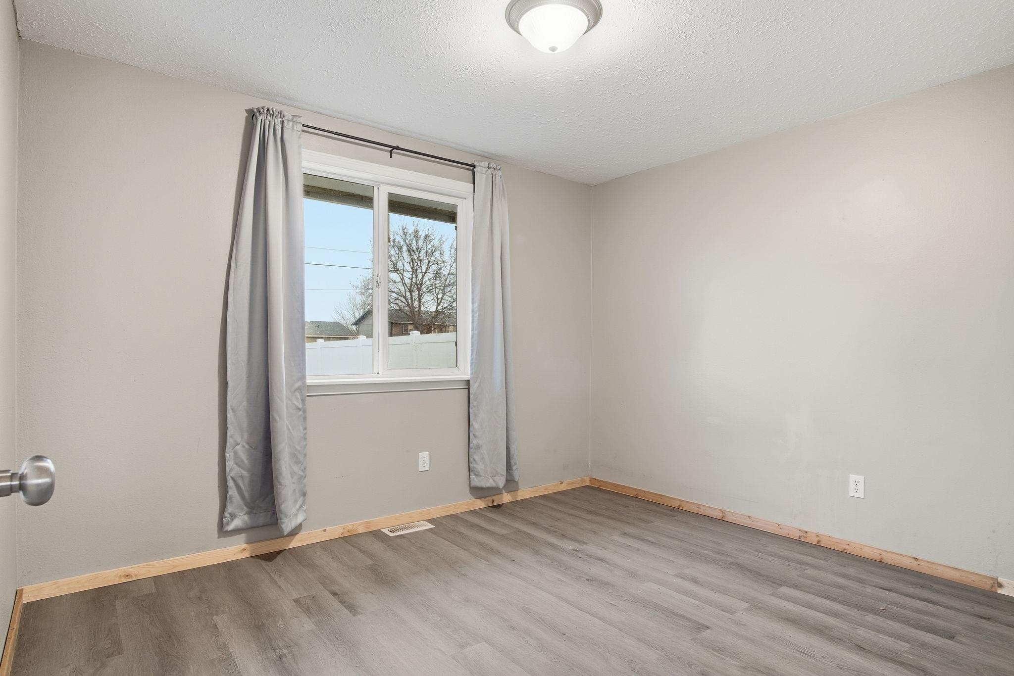 743 S Beeman St - Photo 17