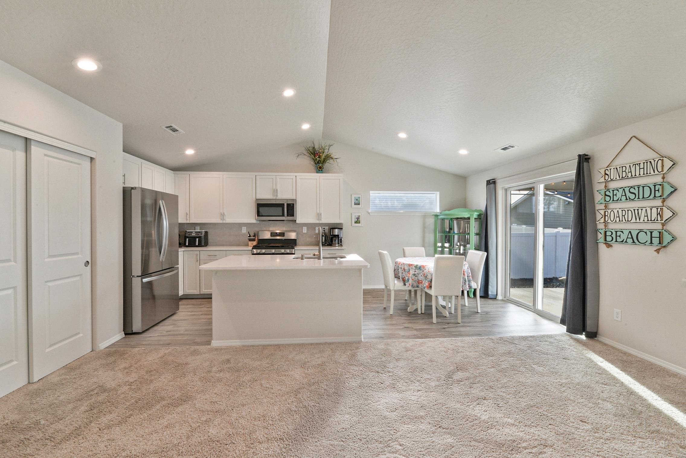 918 S Cougars St - Photo 4