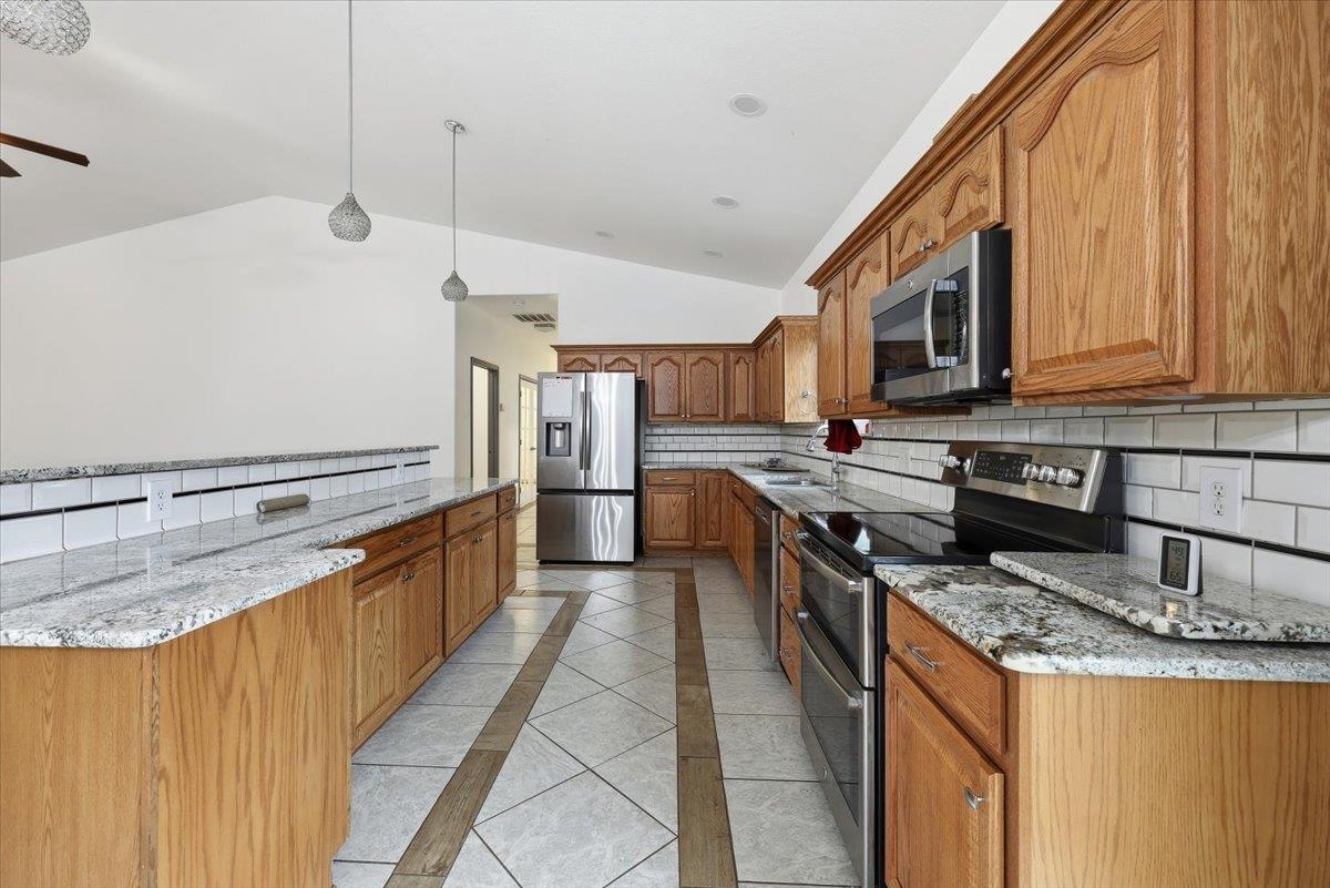 25720 Malloy Prairie Rd - Photo 6