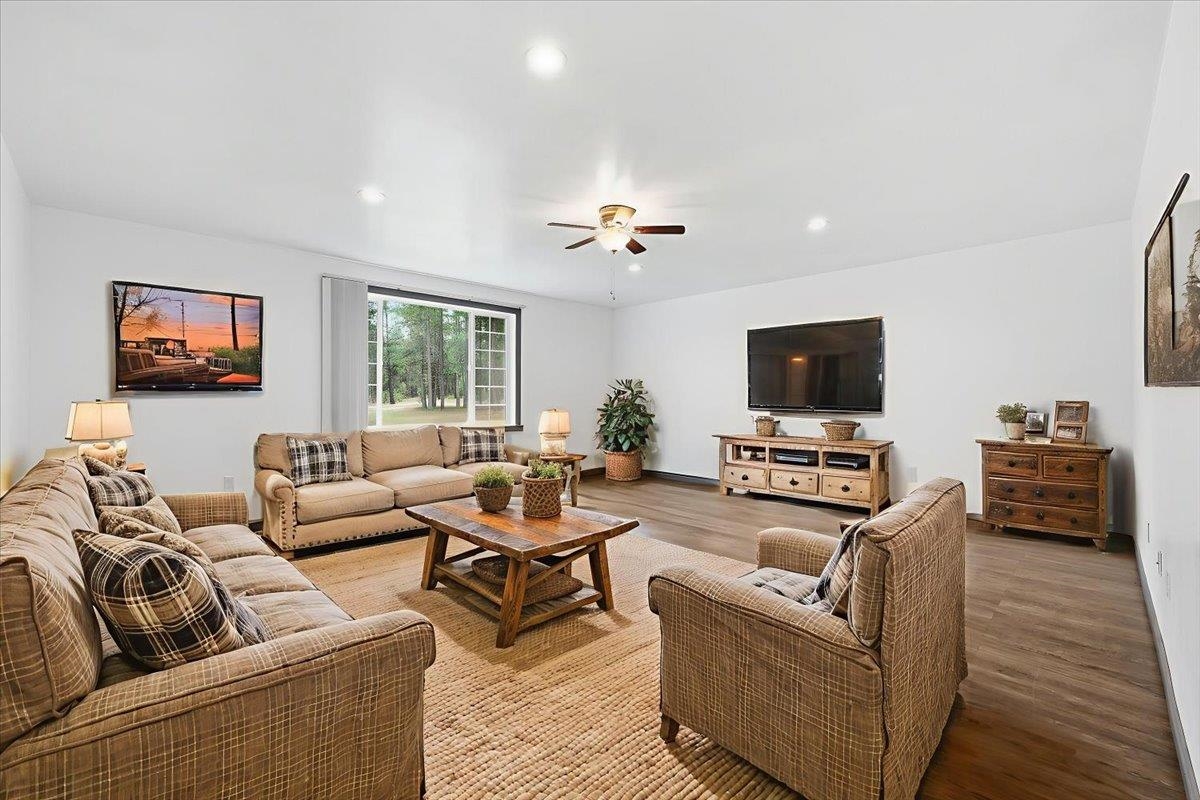 25720 Malloy Prairie Rd - Photo 21
